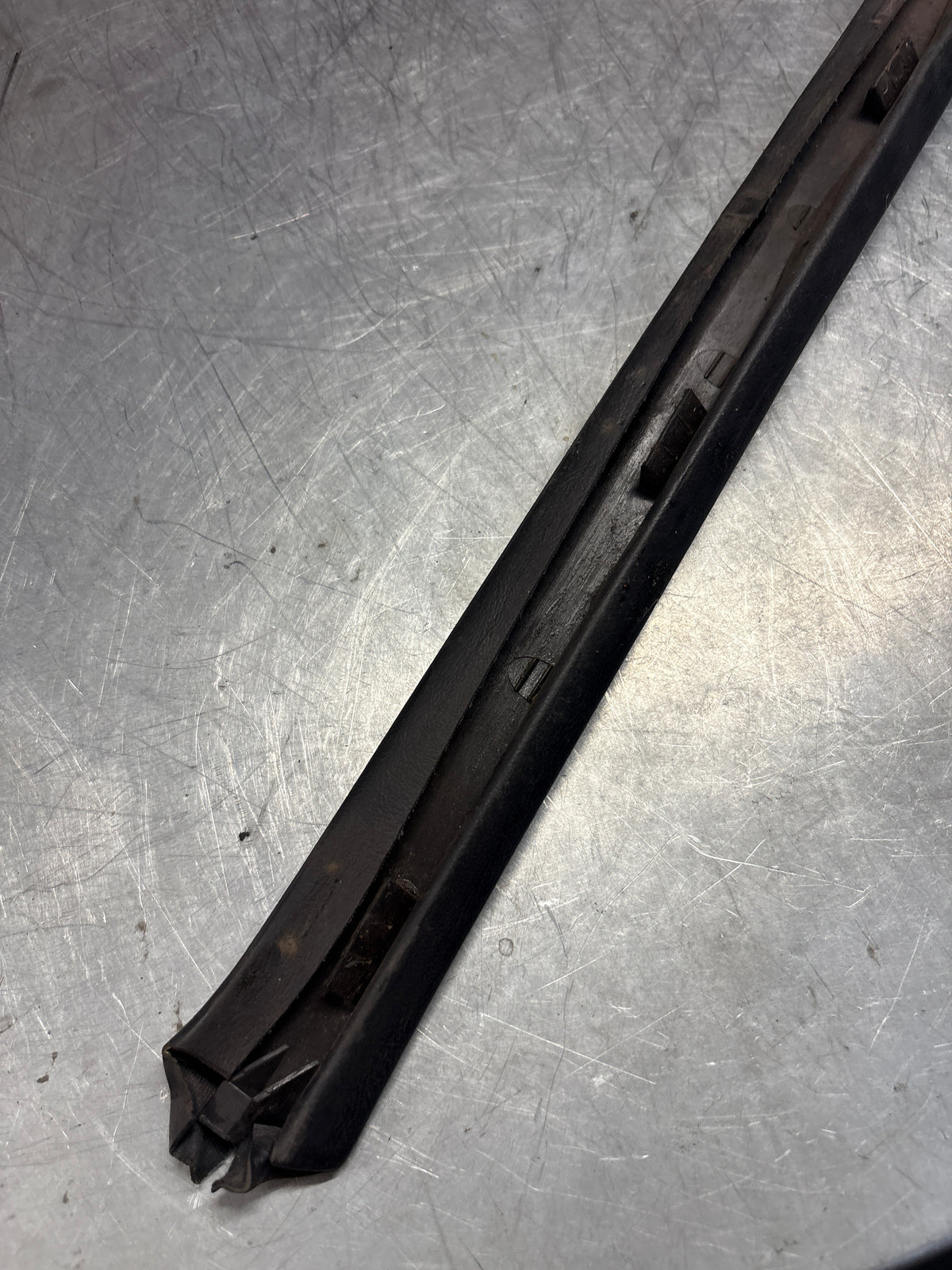Porsche 928 tailgate trim, left, near side, black, 92855503702, used