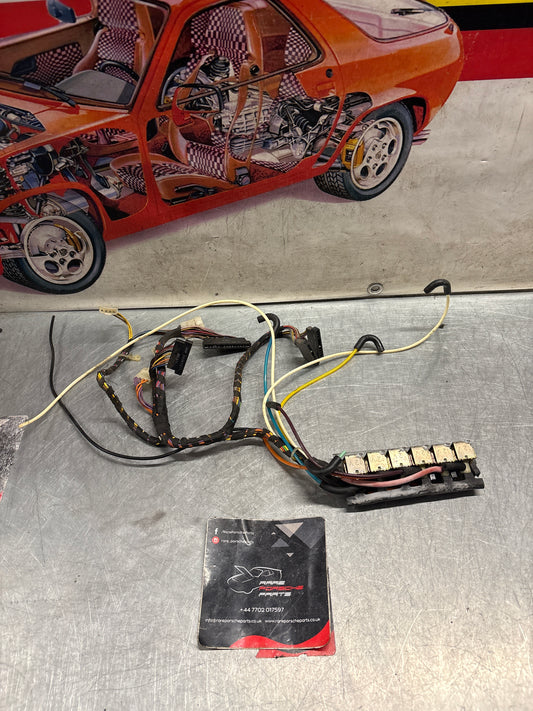 Porsche 928 A/C heater control unit wiring, used 92861292104