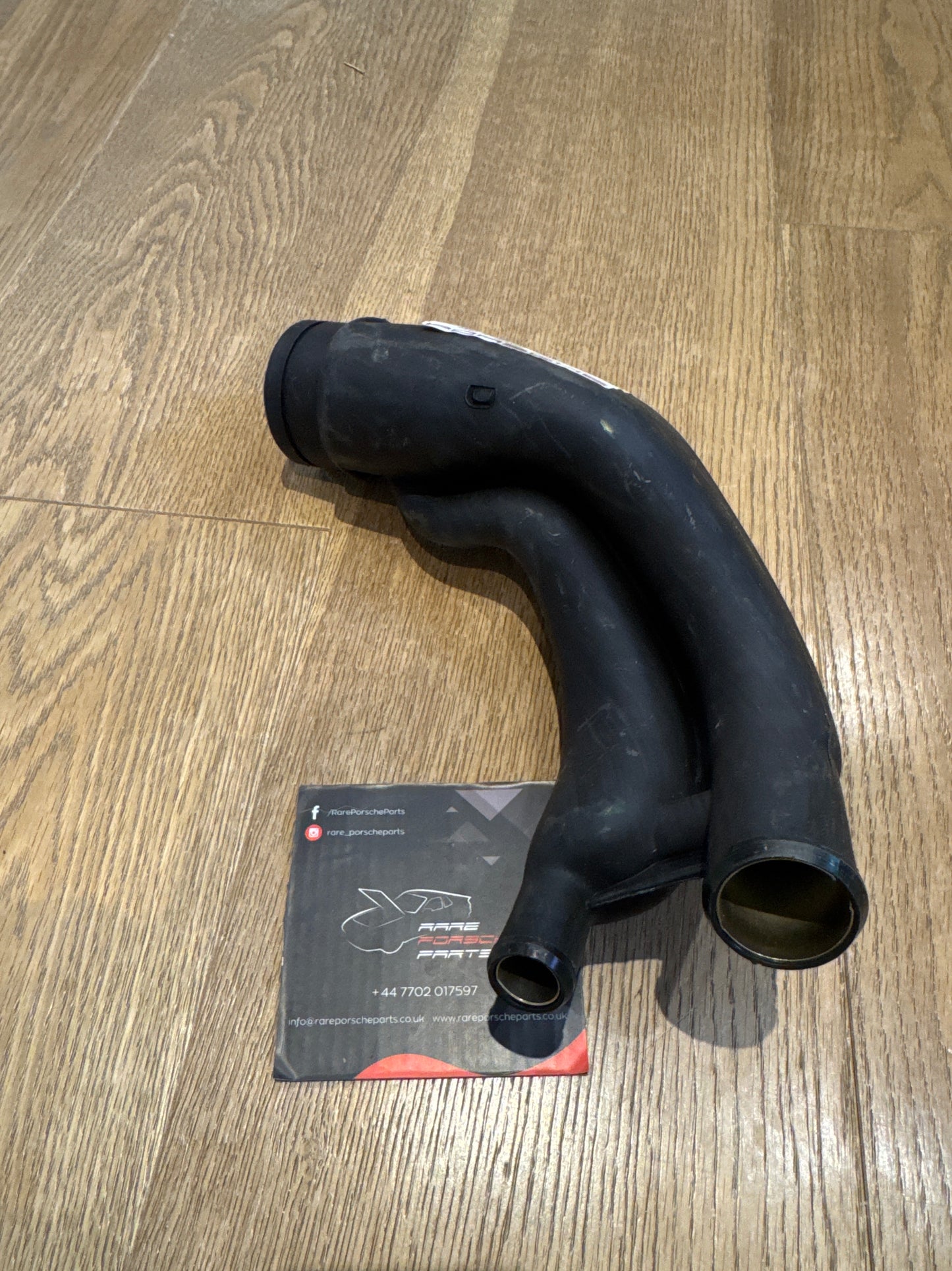 Porsche 911 / 964 / 993 filler neck 96420104301 New NOS