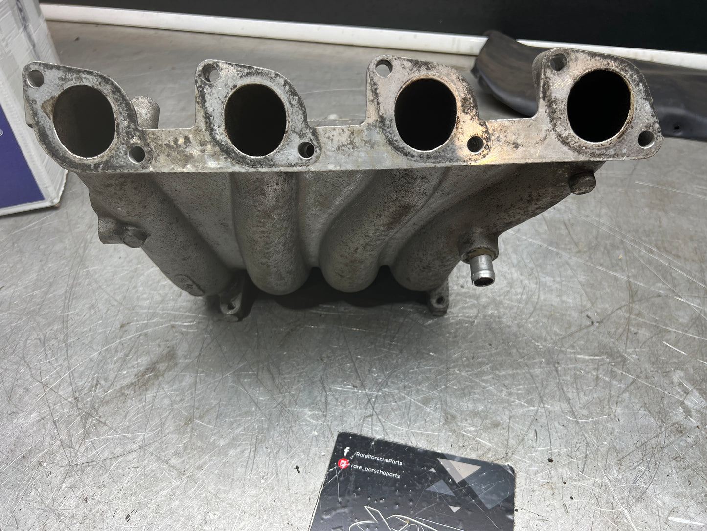 Porsche 924 turbo S1 inlet Intake manifold. 9311101413R used