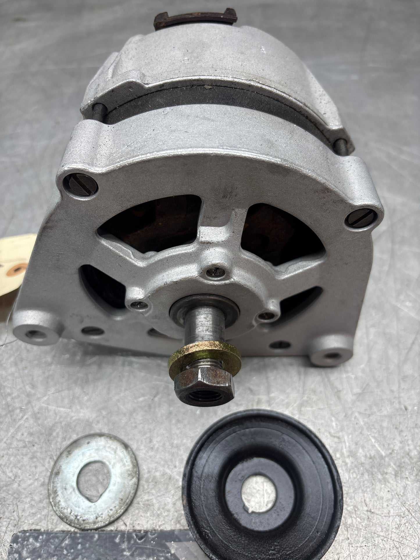 Porsche 924 924 Turbo alternator 0120469551, 035903015M, refurbished