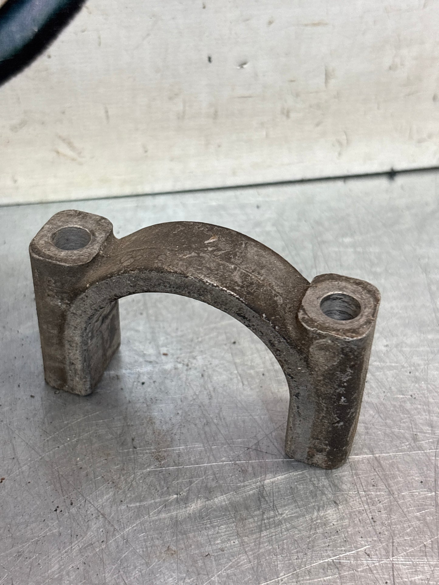 Porsche 944 steering rack clamp, used 94434722301