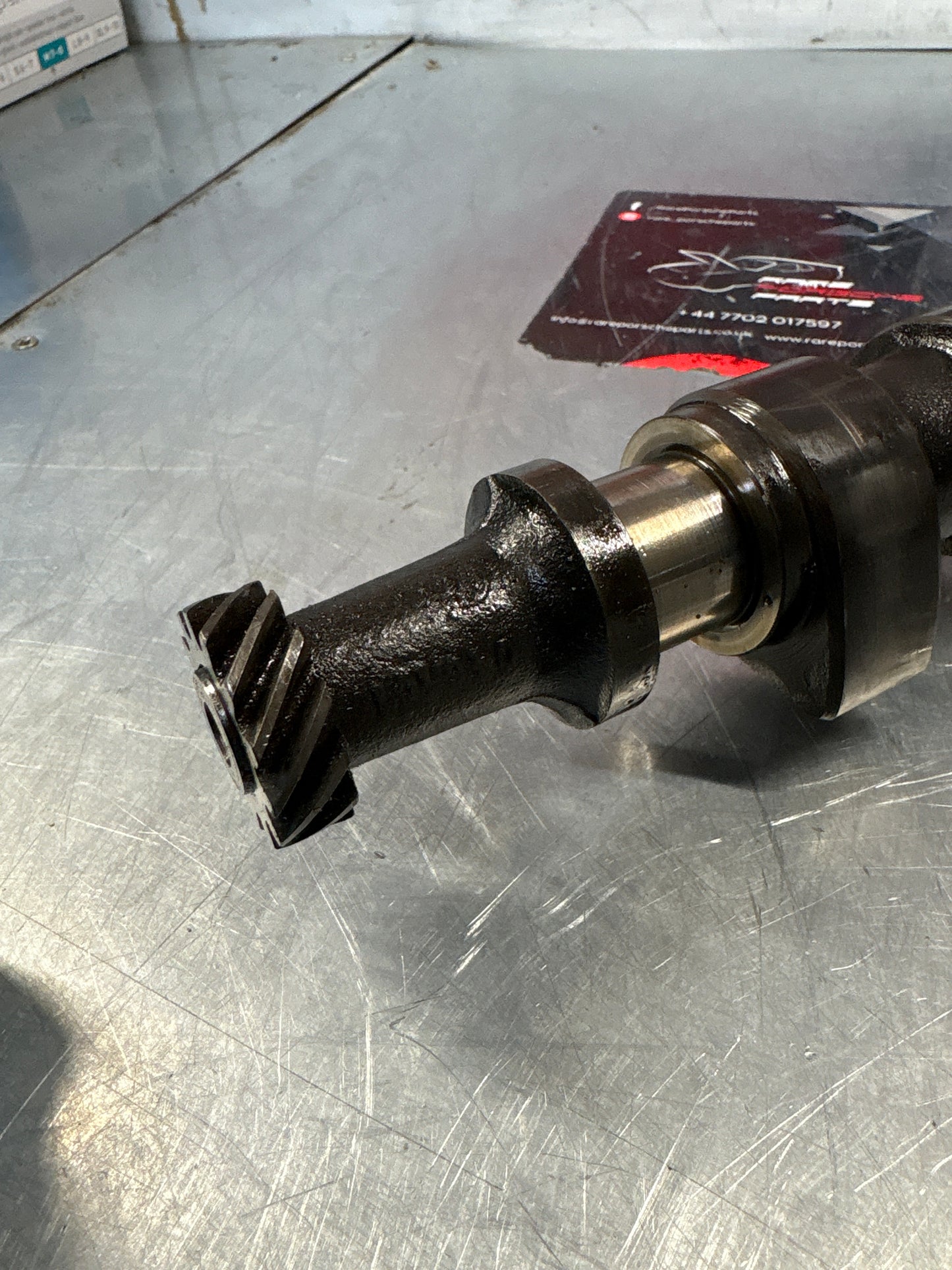 Porsche 924 / 924 Turbo chamshaft 046109021 used