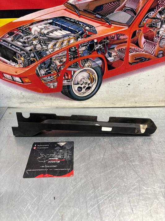 Porsche 928 Injector rail cover, used 92811071001