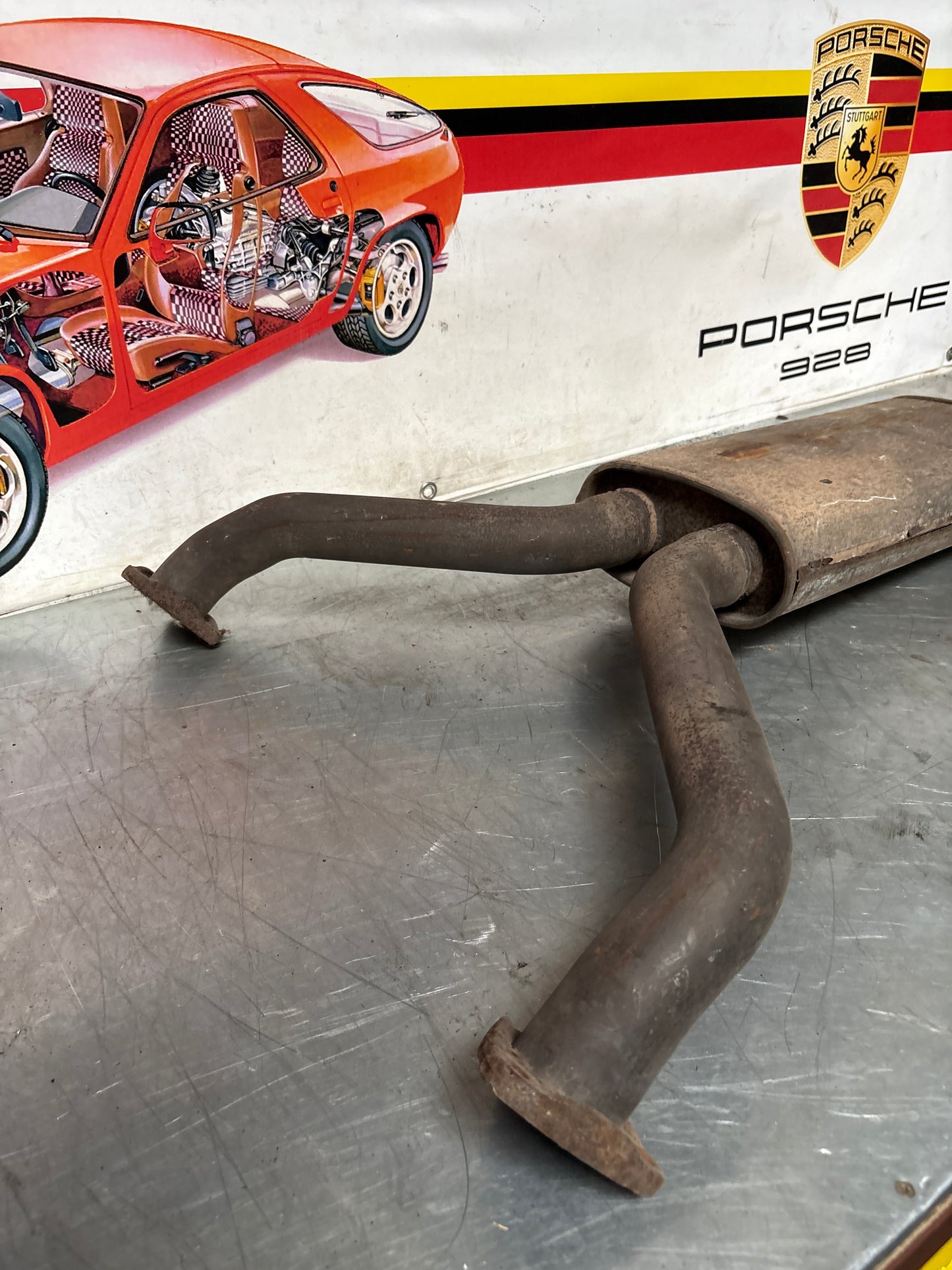 Porsche 928 middle exhaust silencer, 92811109001 used