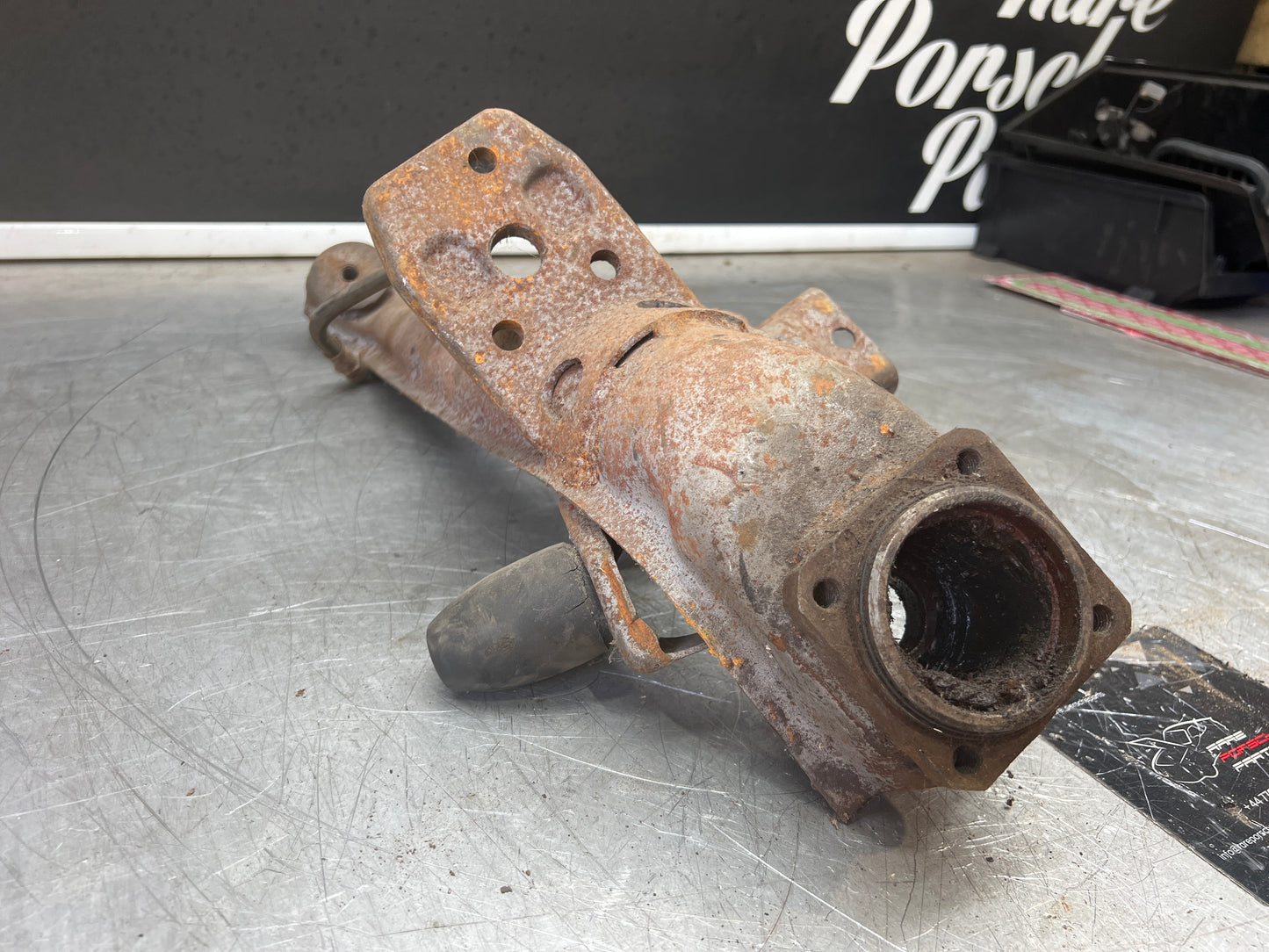 Porsche 924 944  -85.5 Rear right trailing arm,  94433102200