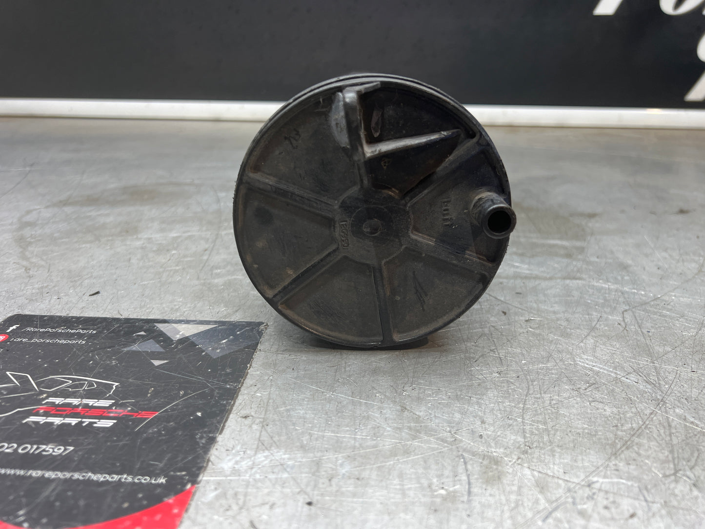 Porsche 924/944/928 Fuel Vapour Charcoal Canister, used 92820101406