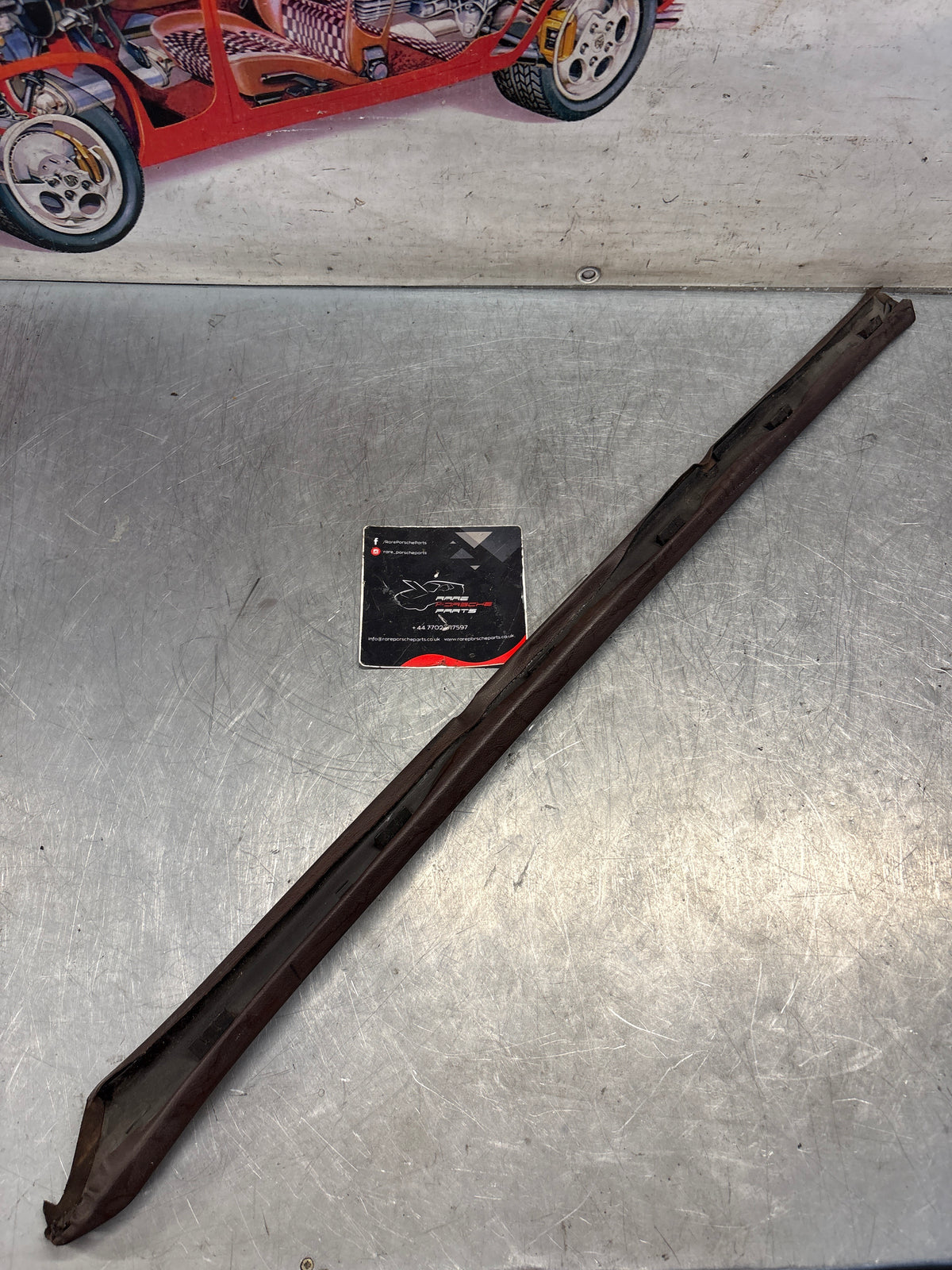 Porsche 928 tailgate trim, right, off side, brown, 92855503802, used