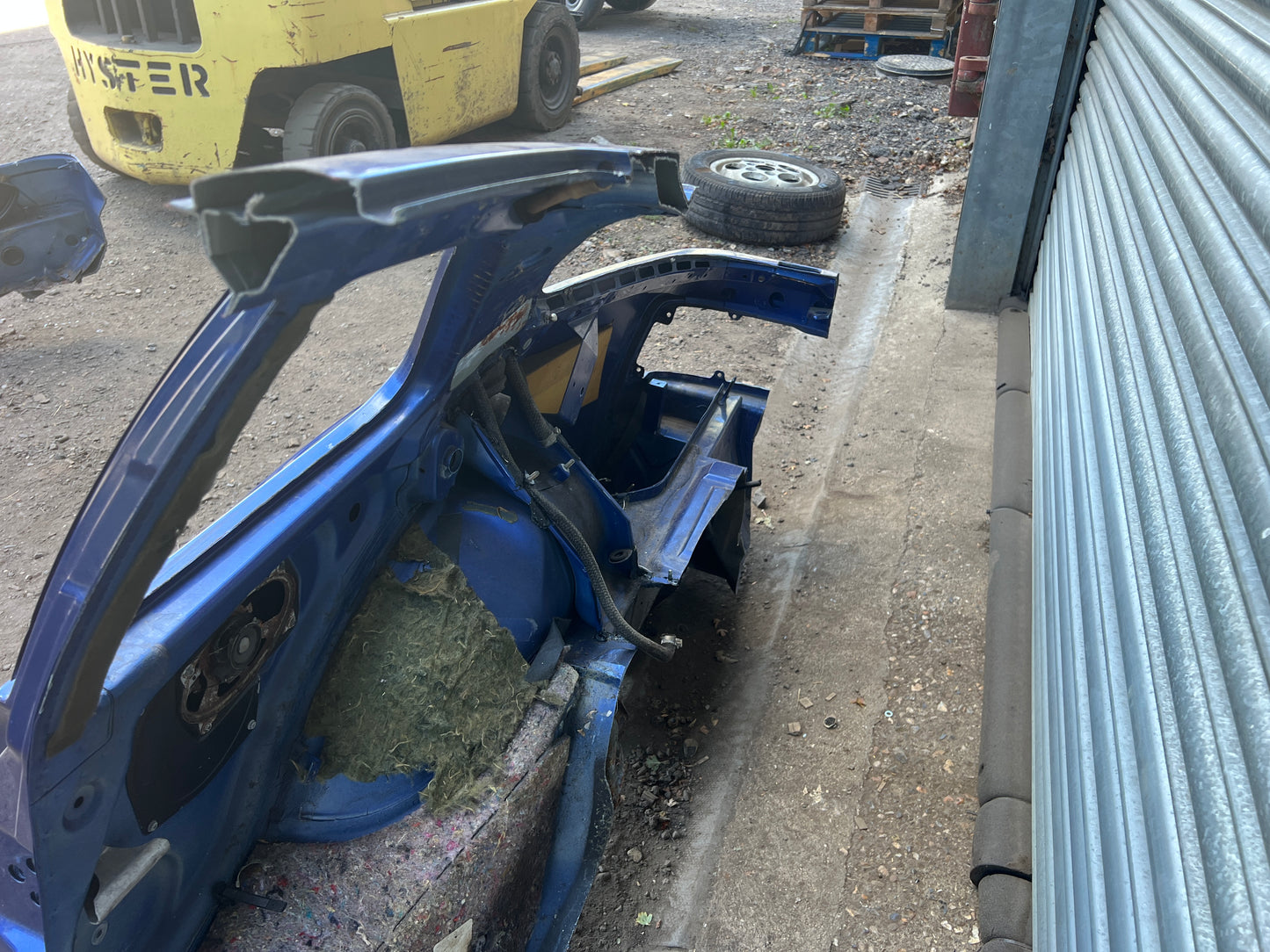 Porsche 944 S2 / Turbo 1991 Right side cut, rear fender with sill 94450390403 94450361200