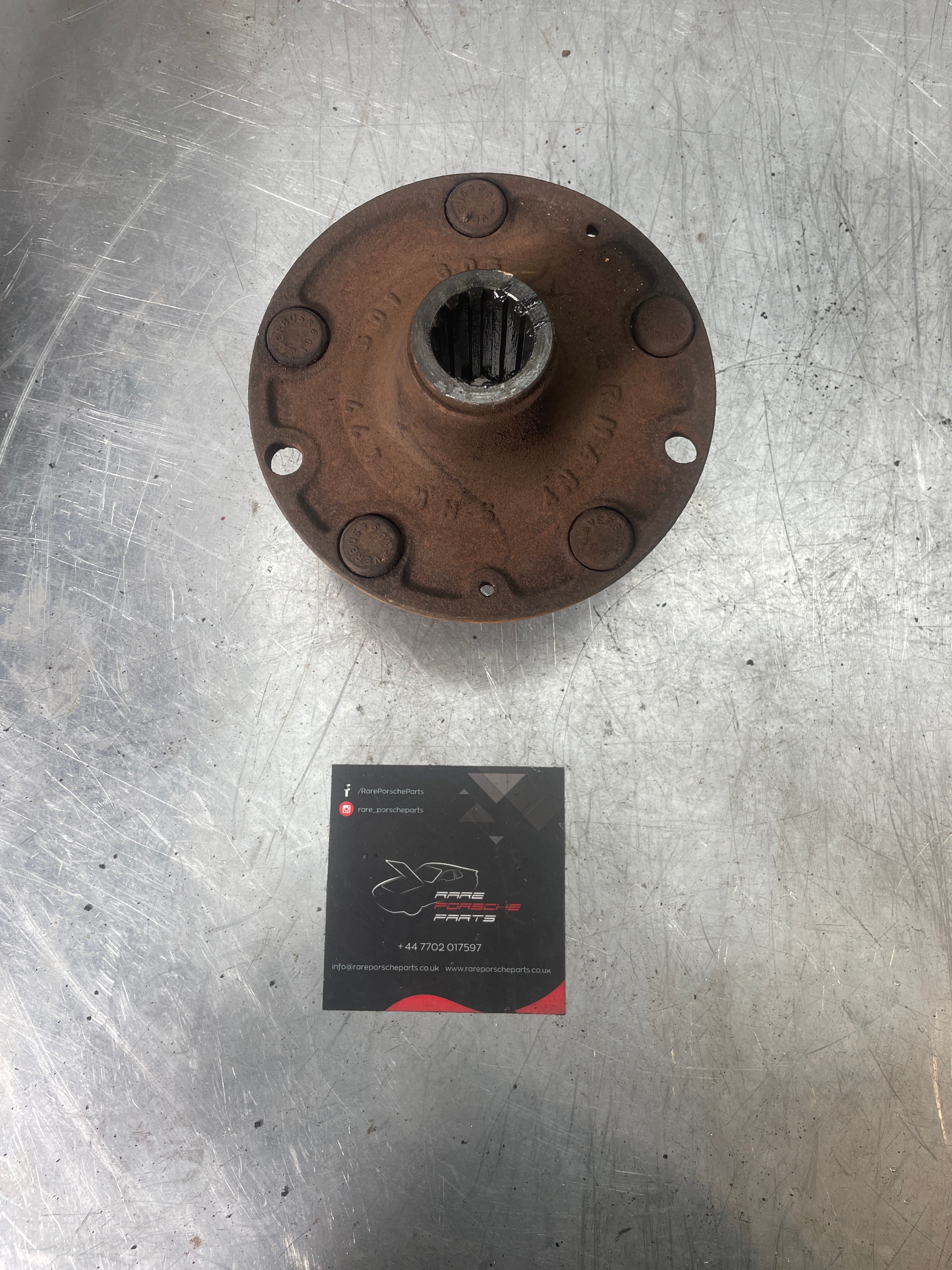 Porsche 944 (82-85.5) 924 Turbo rear wheel hub 477501605, used – Rare ...