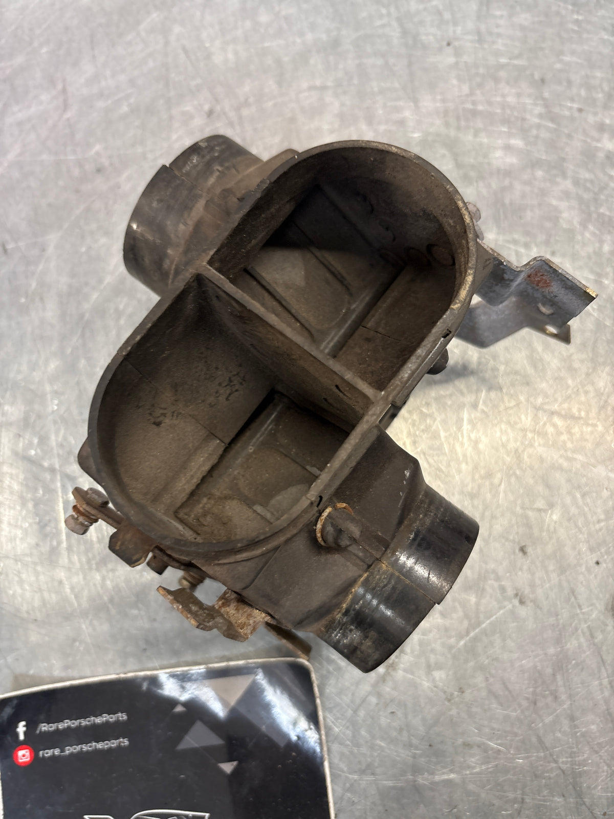 Porsche 914 front left air control box, 91457114910 Used