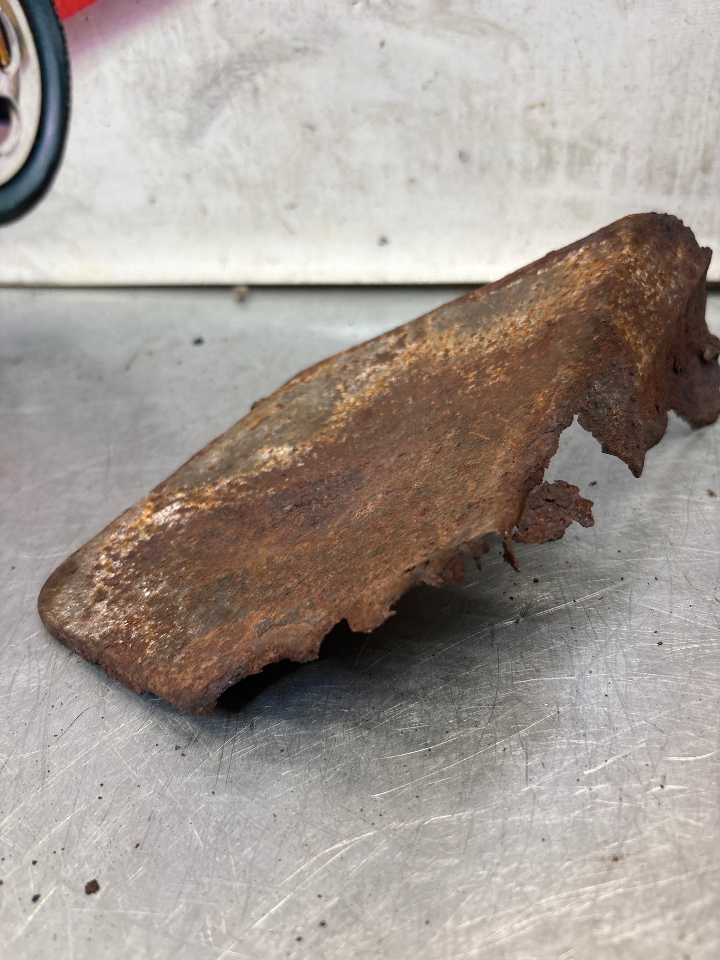 Porsche 928 mount cover heat shield plate right side, for spares or repair 92837506801