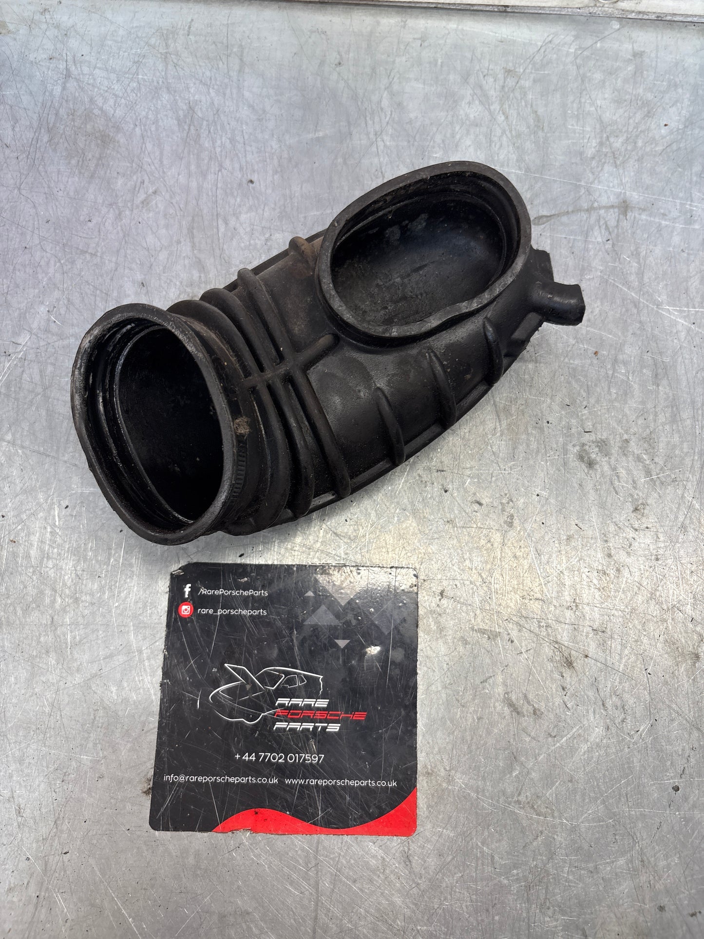 Porsche 924 fuel metering head to air intake 047133367A 047 133 367 A