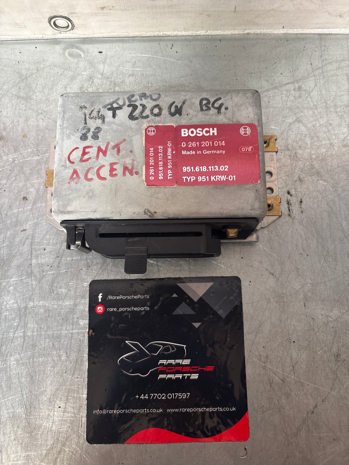Porsche 944 Turbo 951 ECU Bosch 95161811302 / 0261201014, used