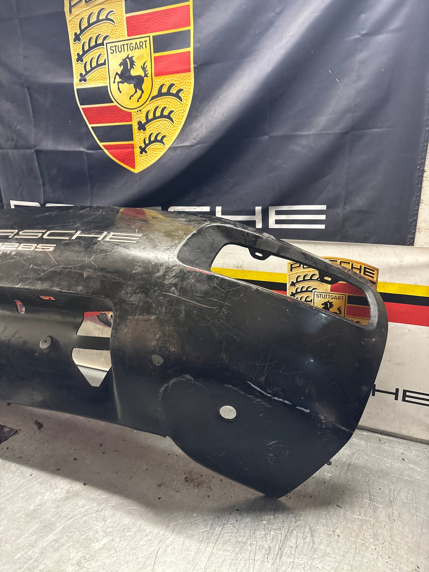 Porsche 928S rear bumper, used 92850502303 / 474181