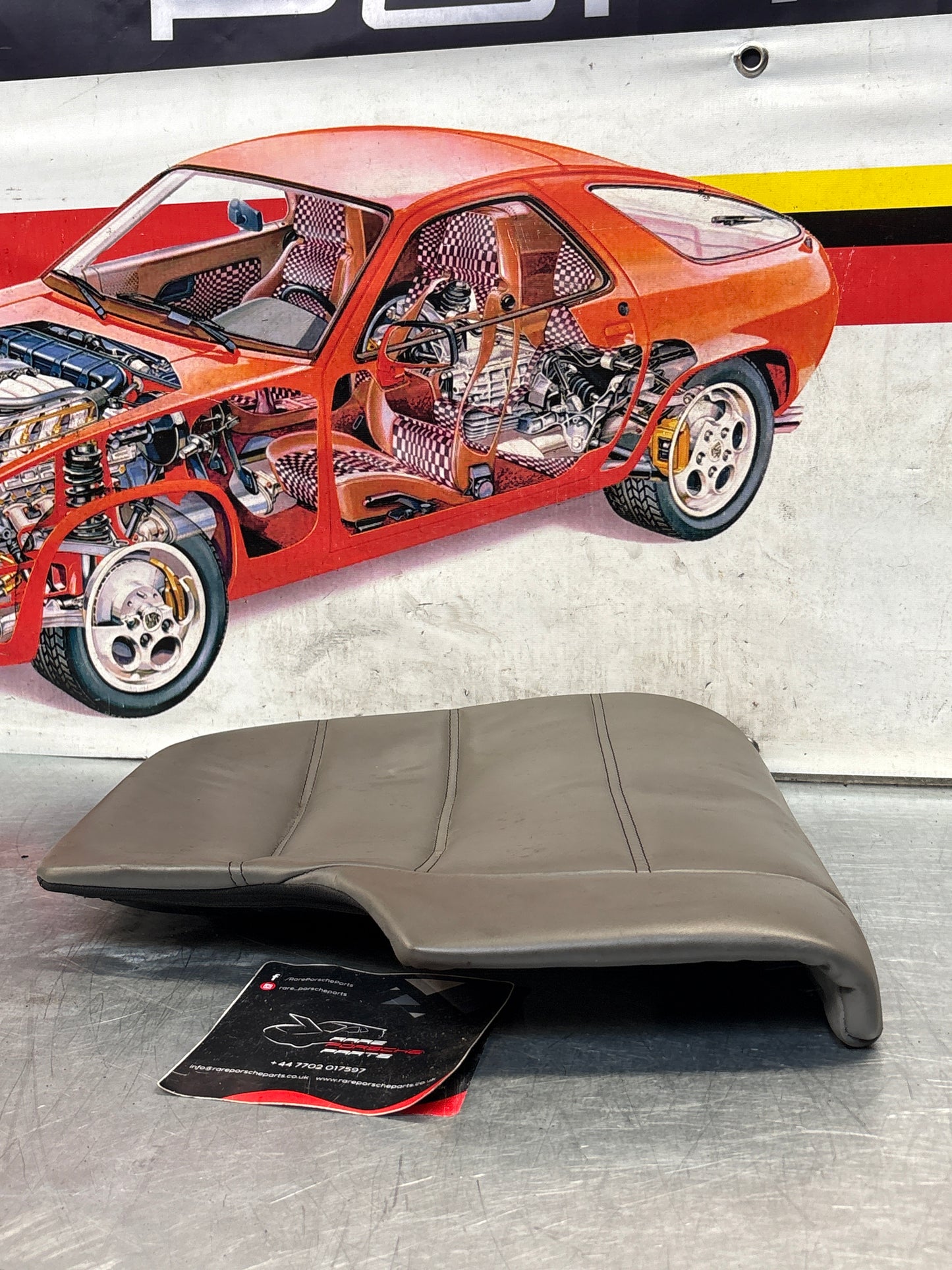 Porsche 911 996 rear right seat, grey, used 99652271200