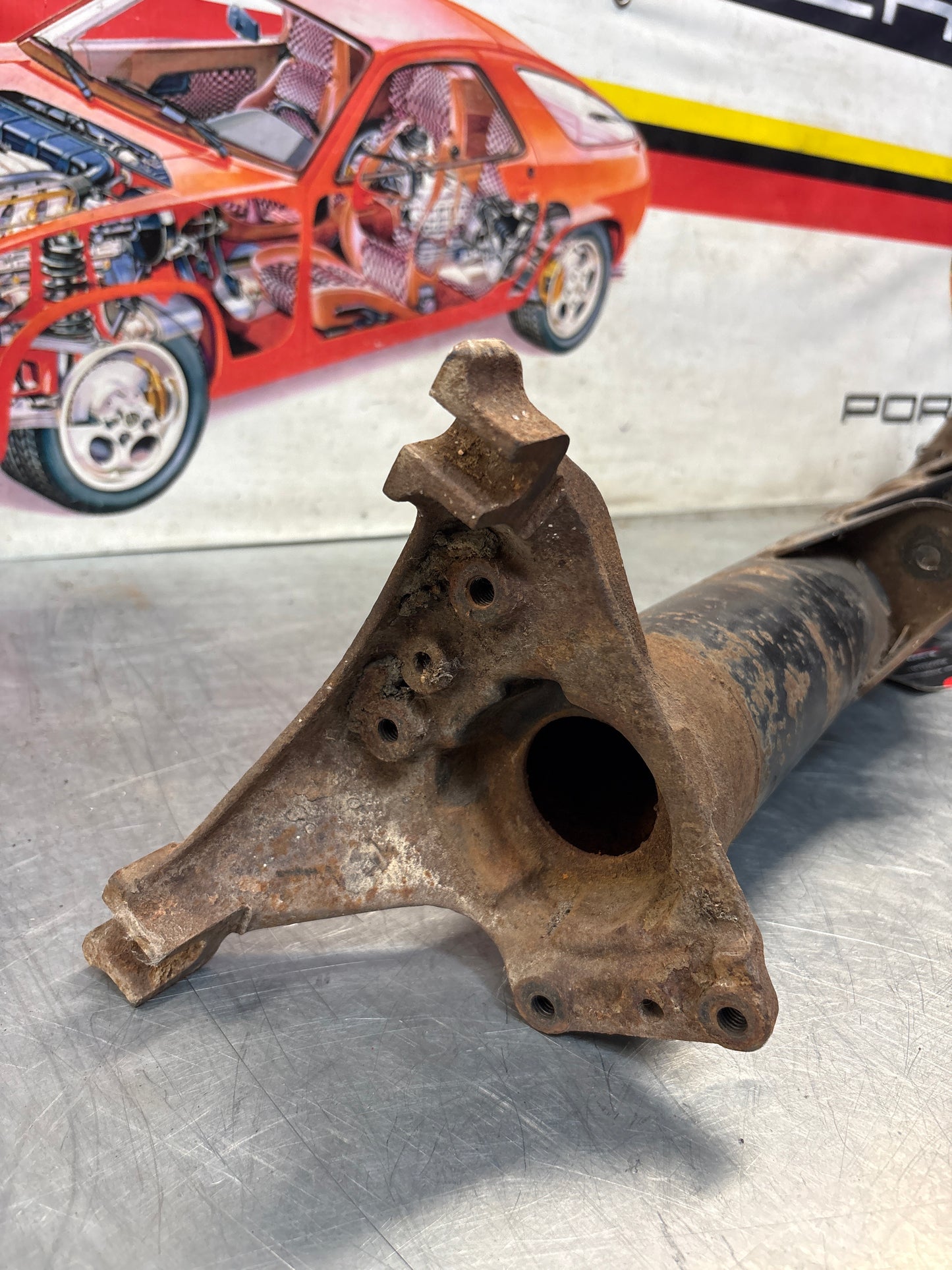 Porsche 924 Early Rear axle carrier, used 477500053F