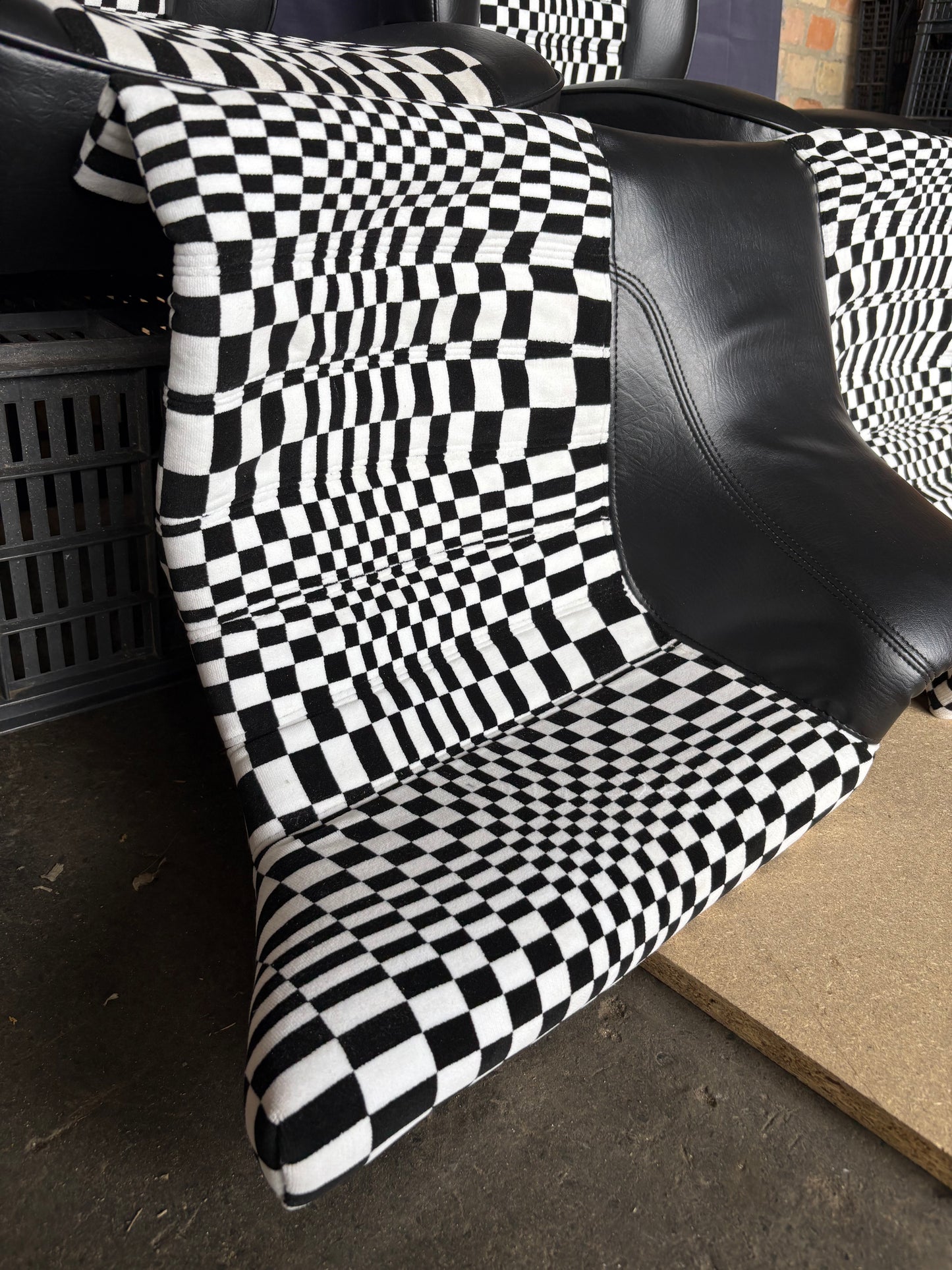 Porsche 924 944 set of seats, Pascha, refurbished, front and rear seats