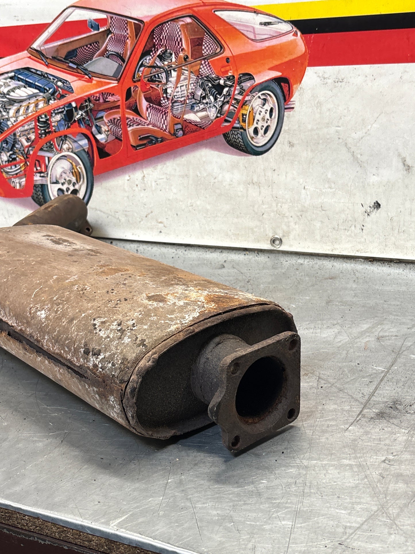 Porsche 928 front muffler, used 92811108204