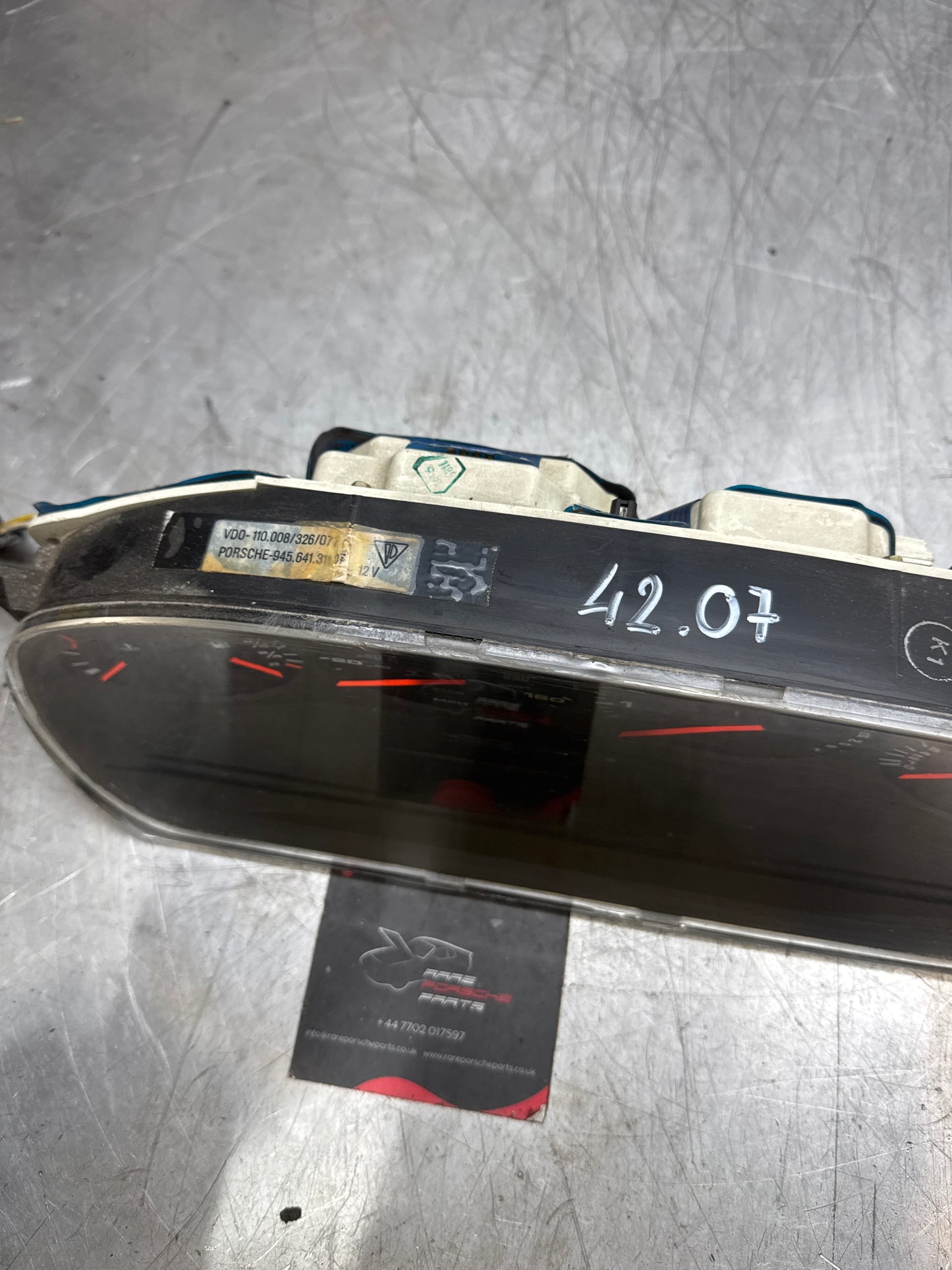 Porsche 944 dash clock binnacle pod speedometer, automatic 94564131107 used 09285 miles
