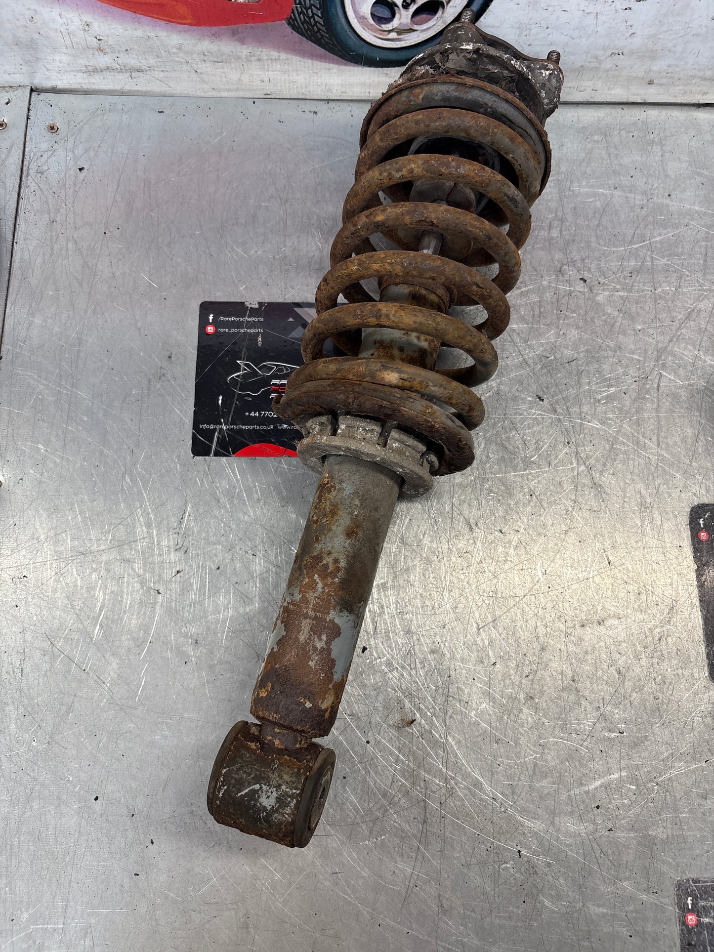 Porsche 928 Front shock absorber, used 92834305507