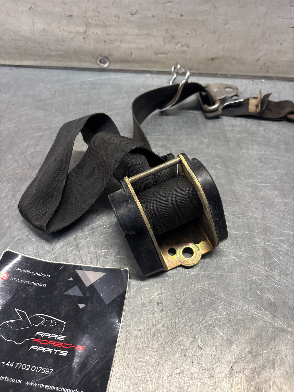 Porsche 914 left side seat belt, used 91480318111