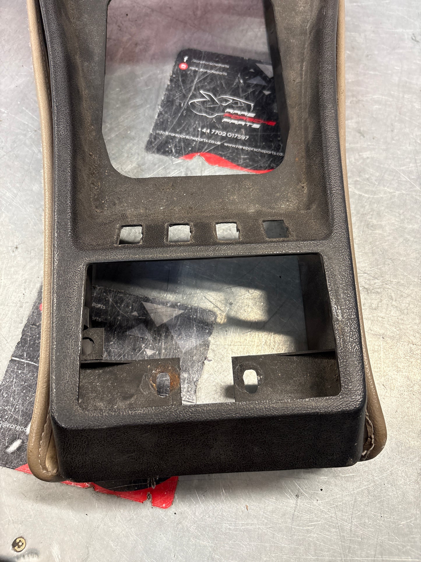 Porsche 924 centre console black, with one switch hole 477857951 / 477857969 used, with cream carpet, used