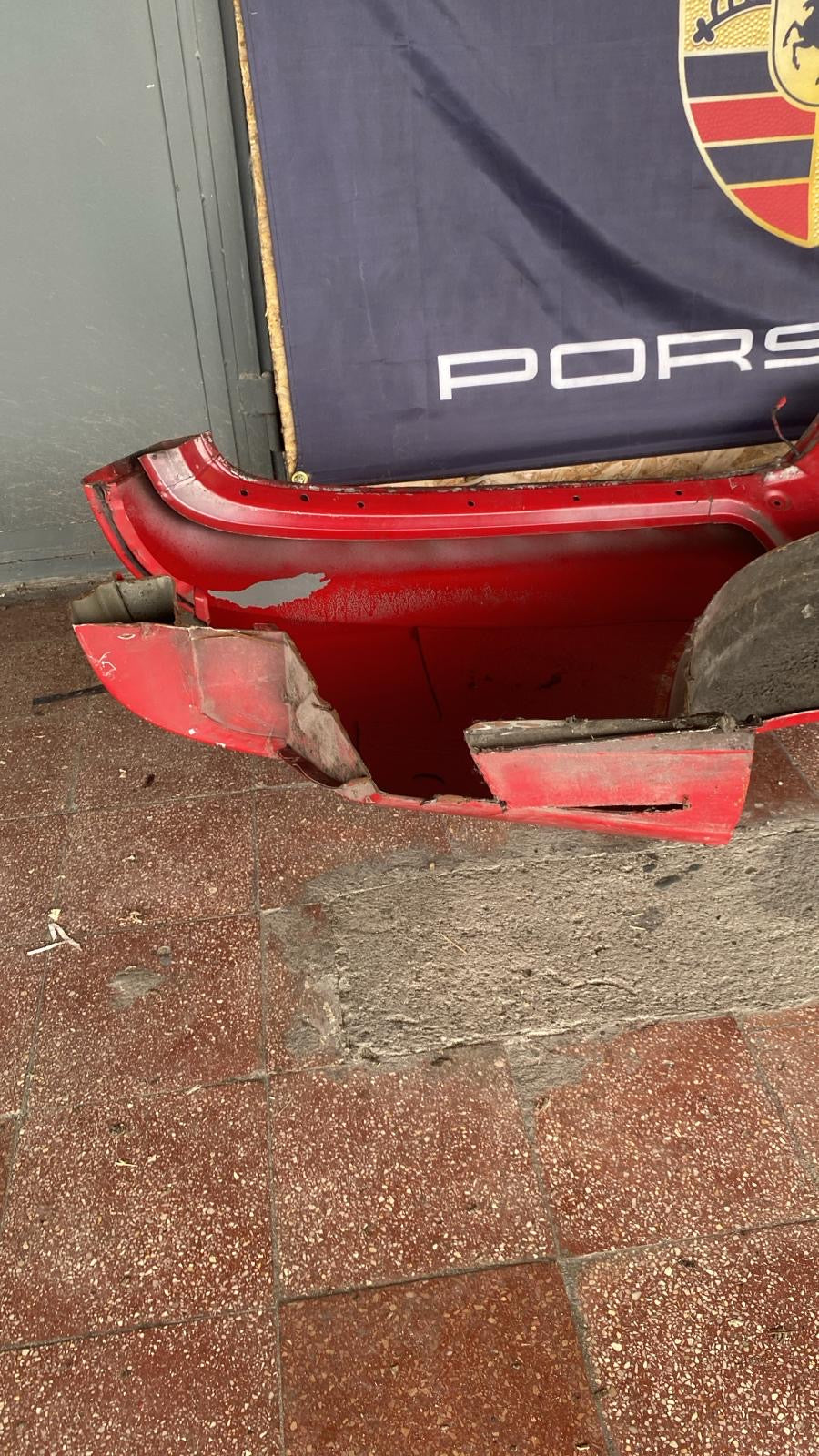 LPorsche 924 76-79 left sill / fender section, 477809601B cut