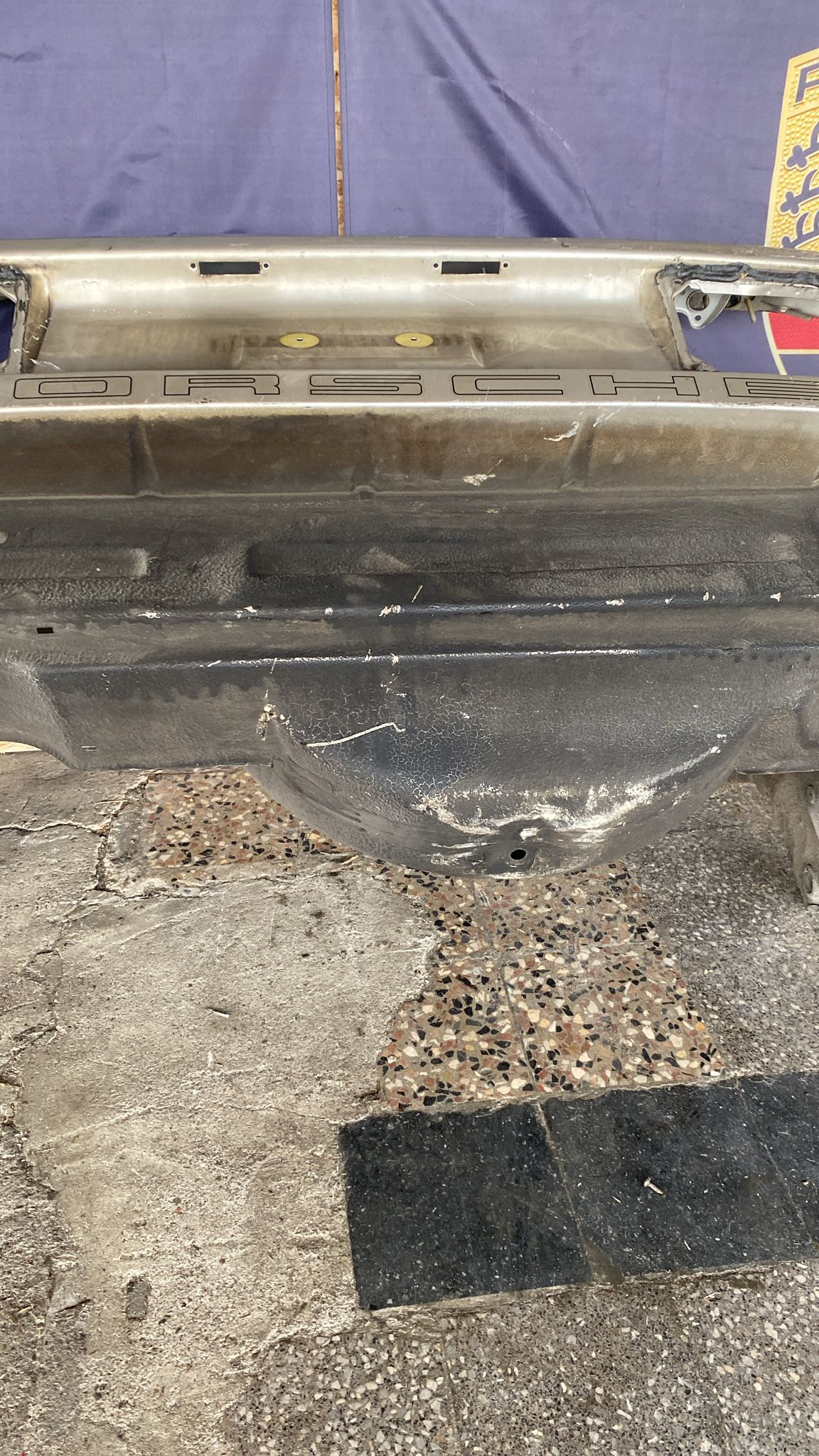 Porsche 944 complete rear cut used, 94450303701