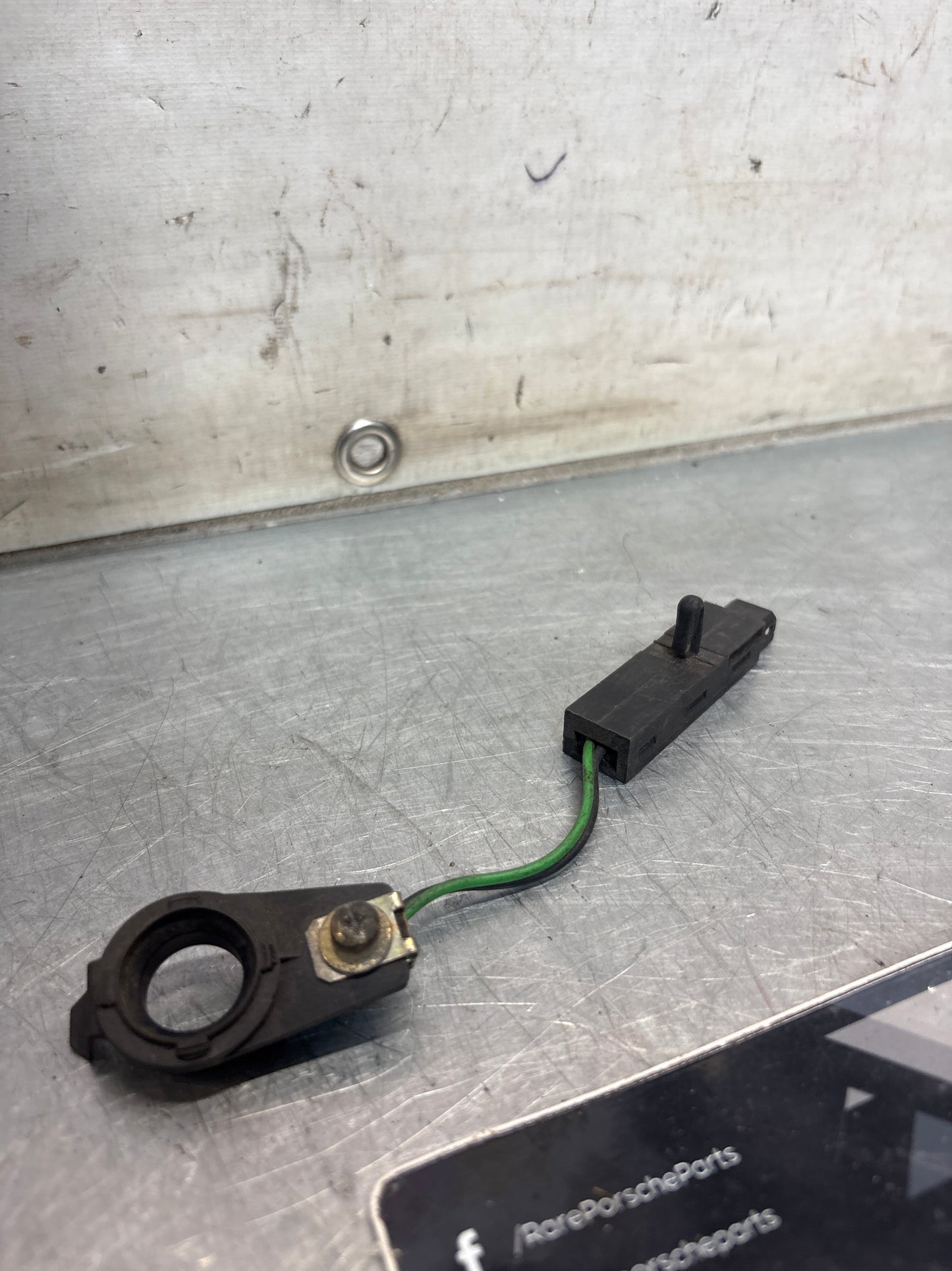 Porsche 928 door central locking pulse generator, used 92863713700