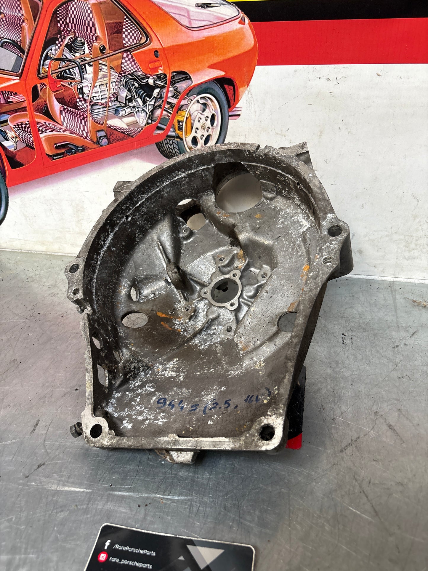 Porsche 944 cover bell housing, 9441164012R, used