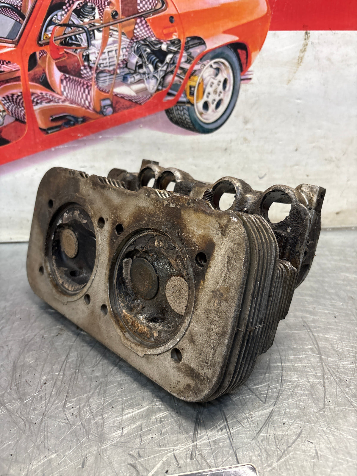 Porsche 914, cylinder head, used 022101372
