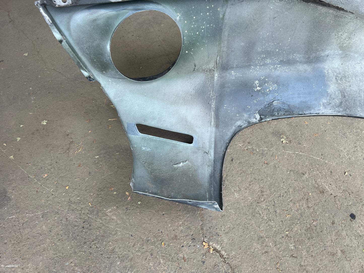 Porsche 928 -87 front right wing, used 92850301202