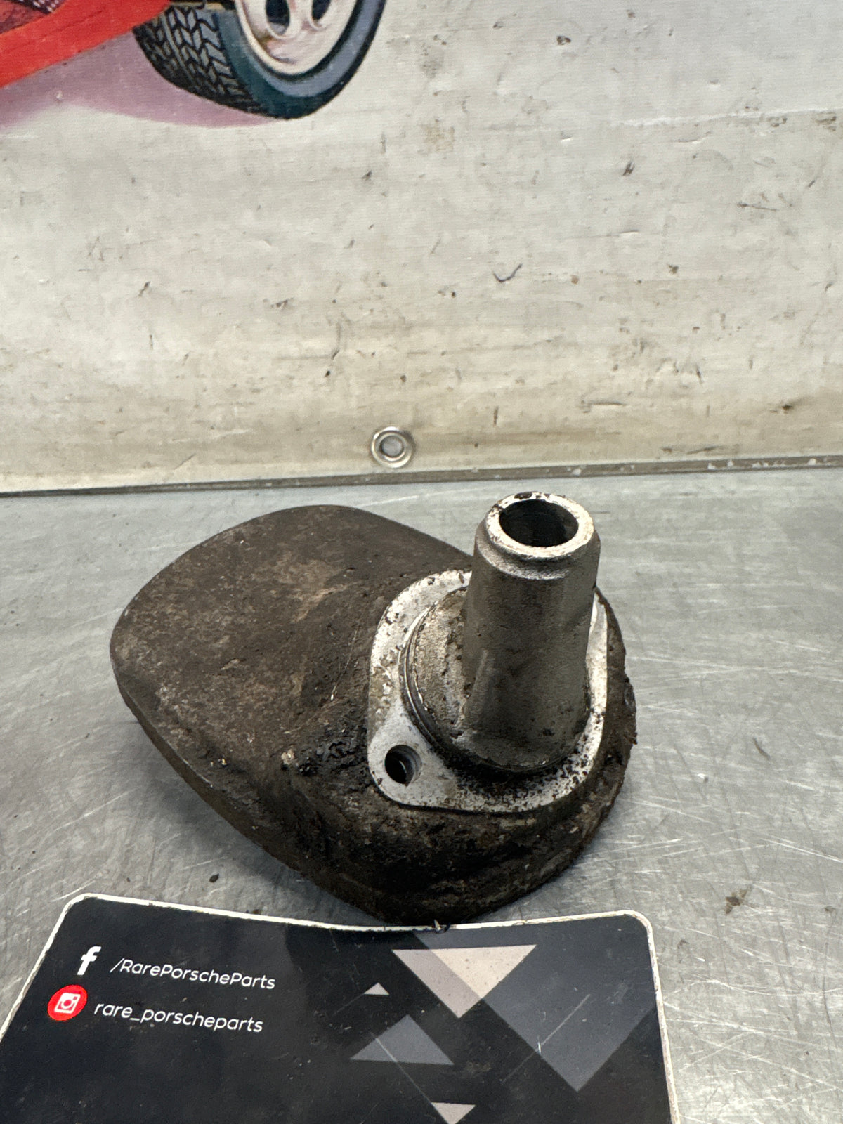 Porsche 914 shift rod housing, used 91430312701