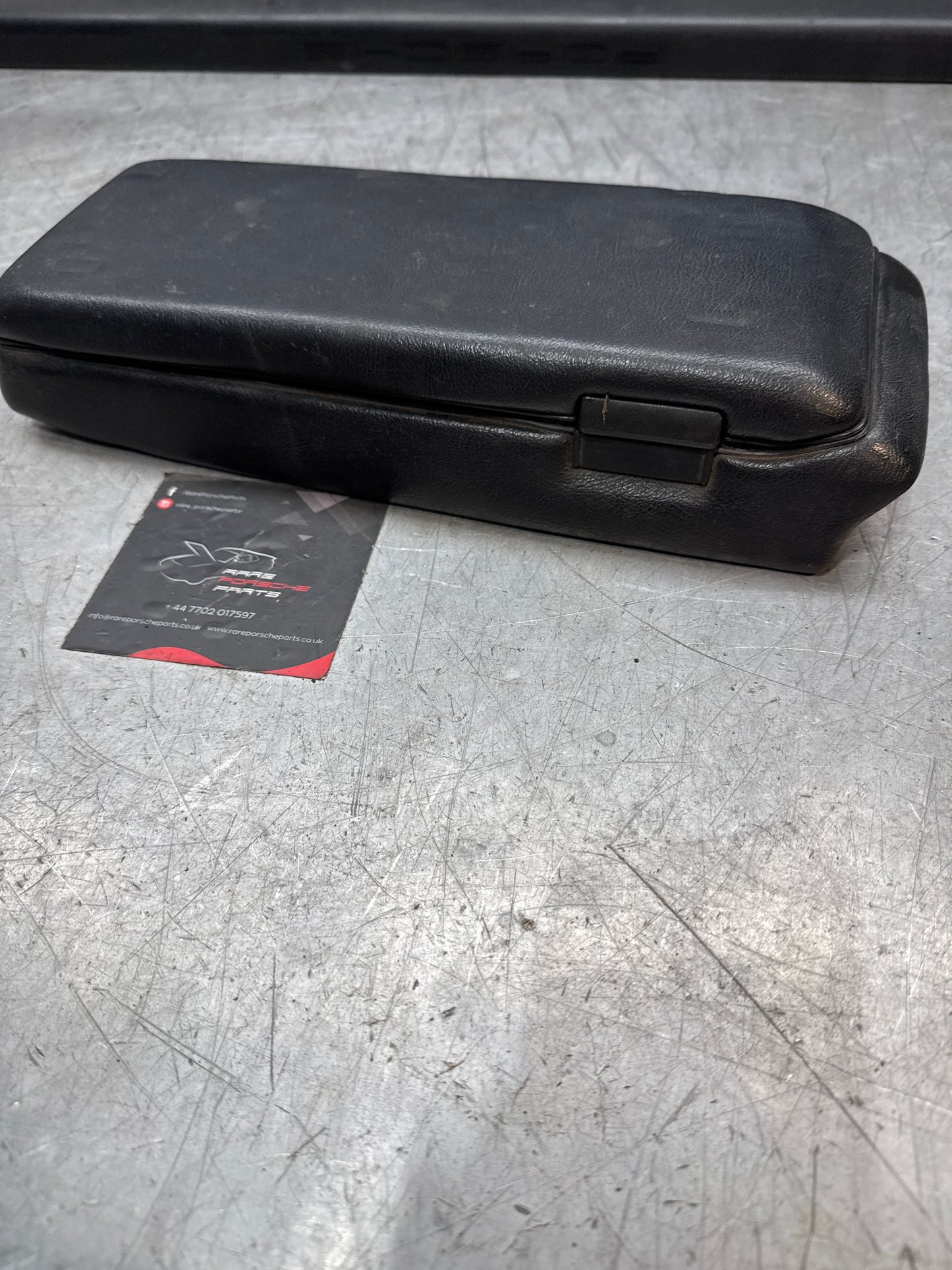 Porsche 944 924 centre console arm rest cassette black 478857059 spares or repair RHD