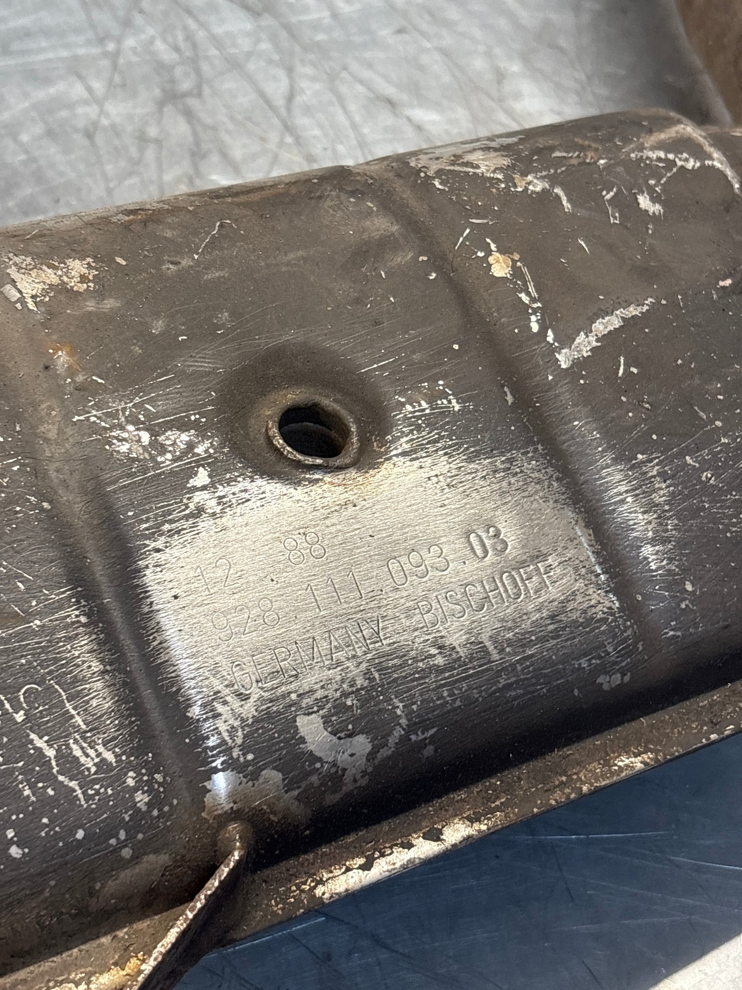 Porsche 928 S4 left middle silencer, used 92811109303