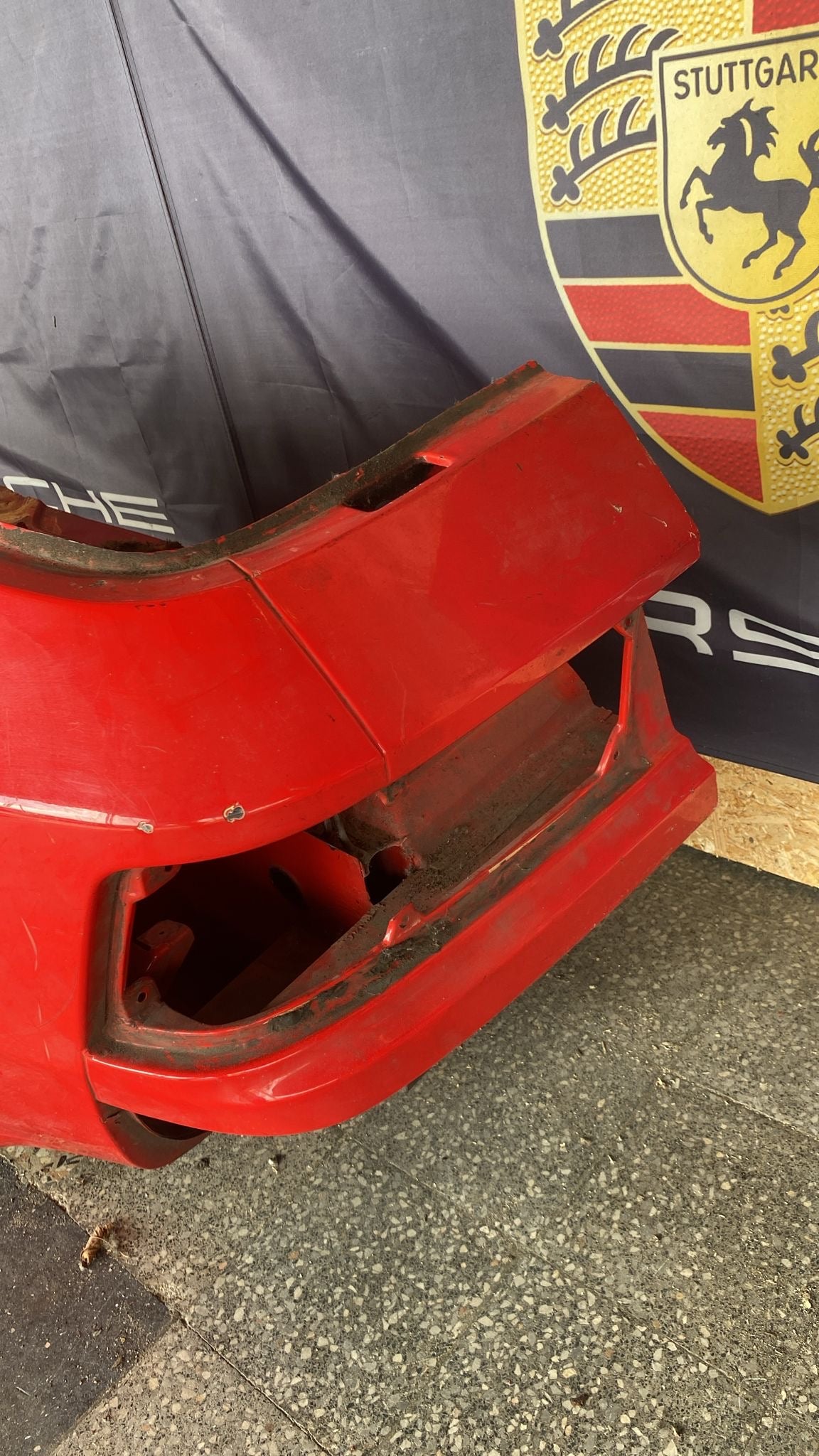 Porsche 944 left side cut, rear fender, 94450390303