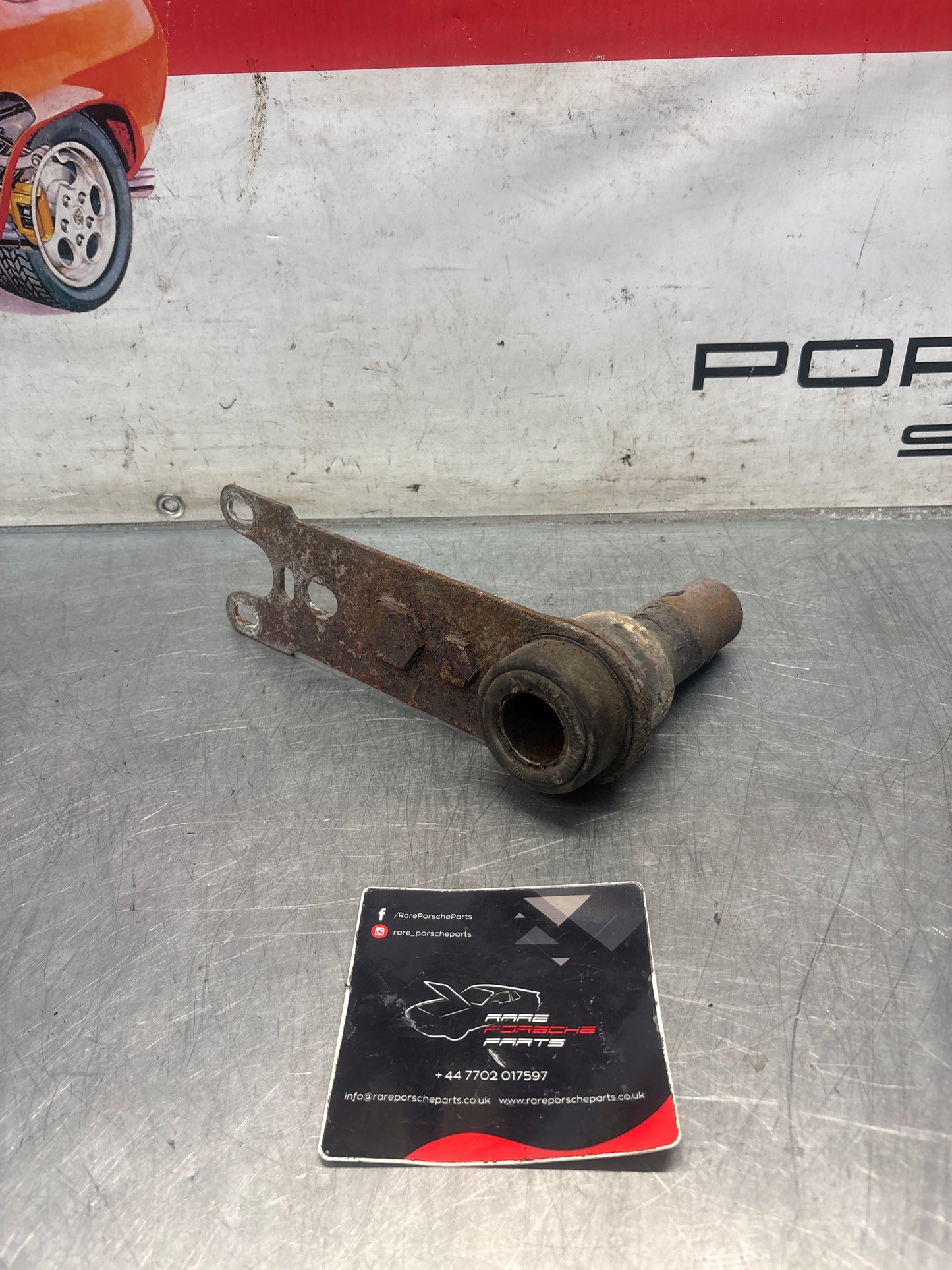 Porsche 944 85.5- / 924S 86-88 trailing arm, used 95133302100