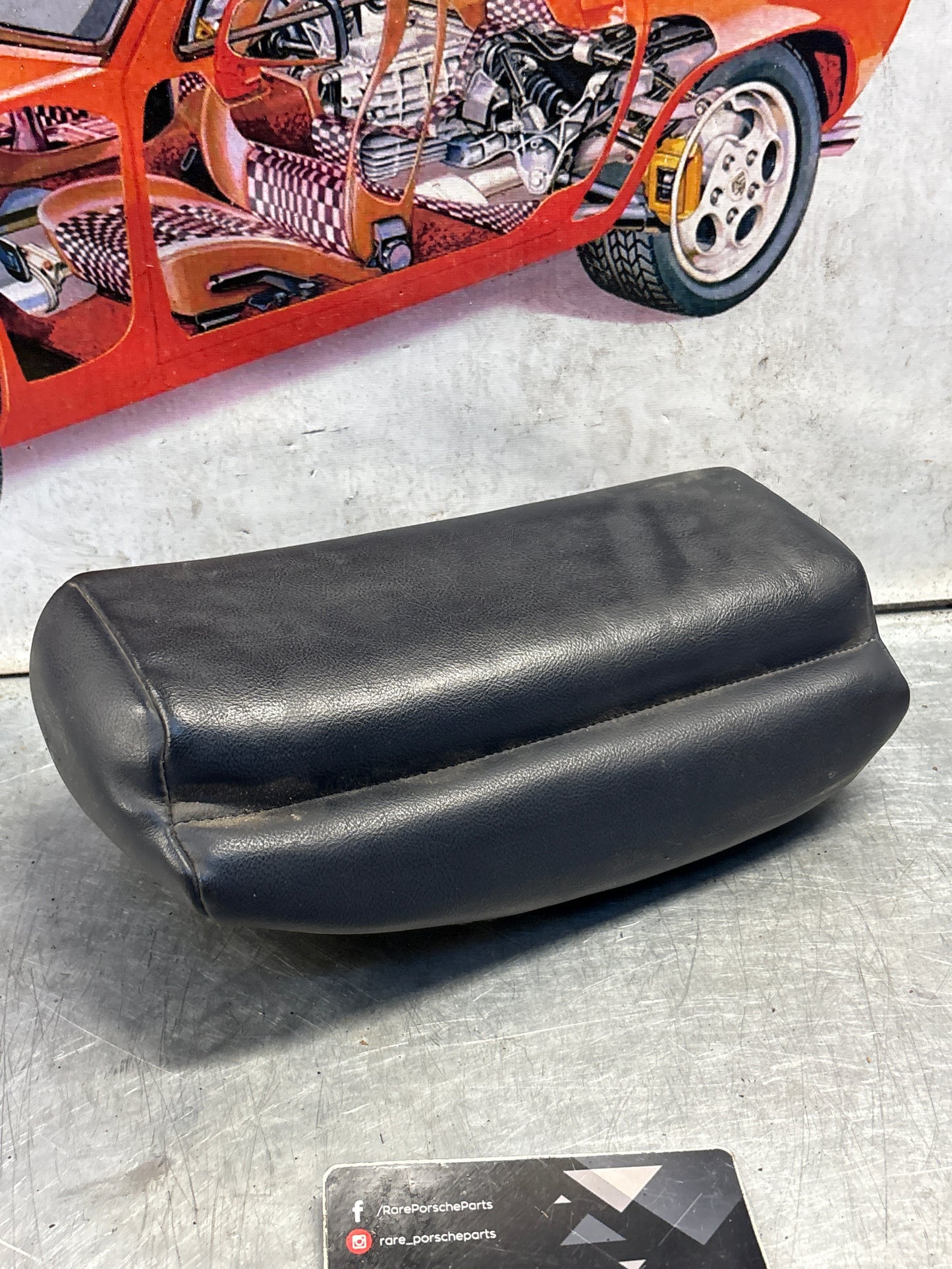 Porsche 928 rear left seat centre cushion,blue, leather, used 92852208751