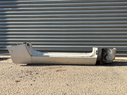 Porsche 944 right sill cut