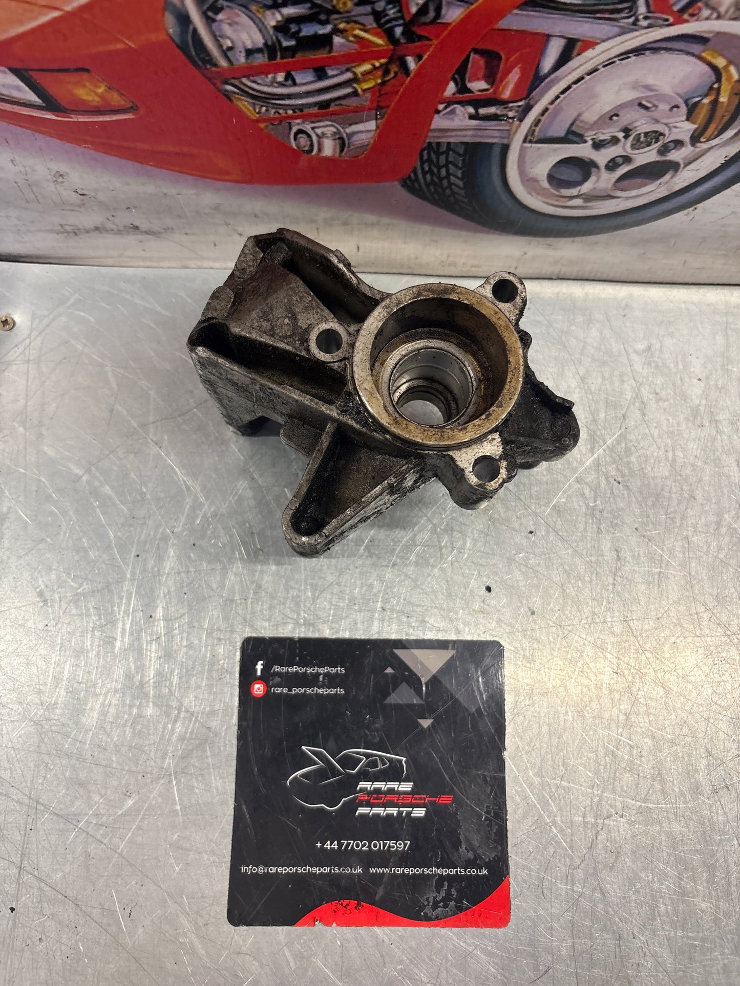 Porsche 944 924S lower balance shaft bracket / mount (no power steering) 944 101 042 00