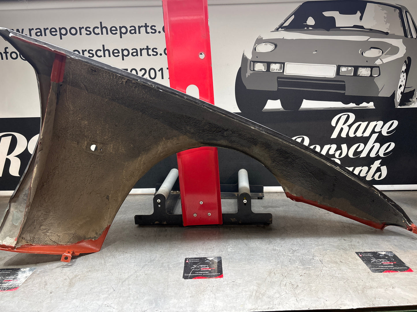 Porsche 944 early, N/S left front wing, used 93150302103 no rust
