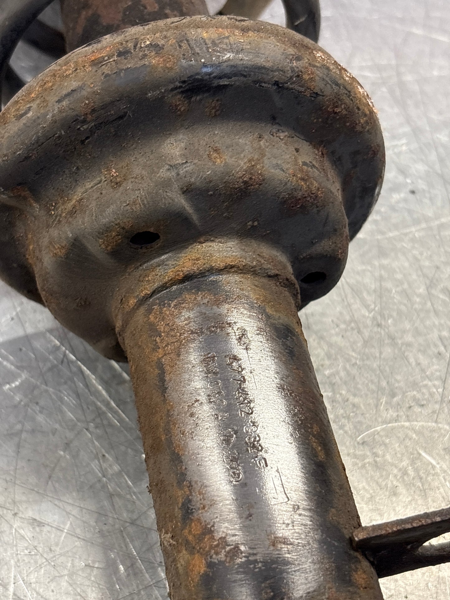 Porsche 924 Front shock absorber, used 477412032F