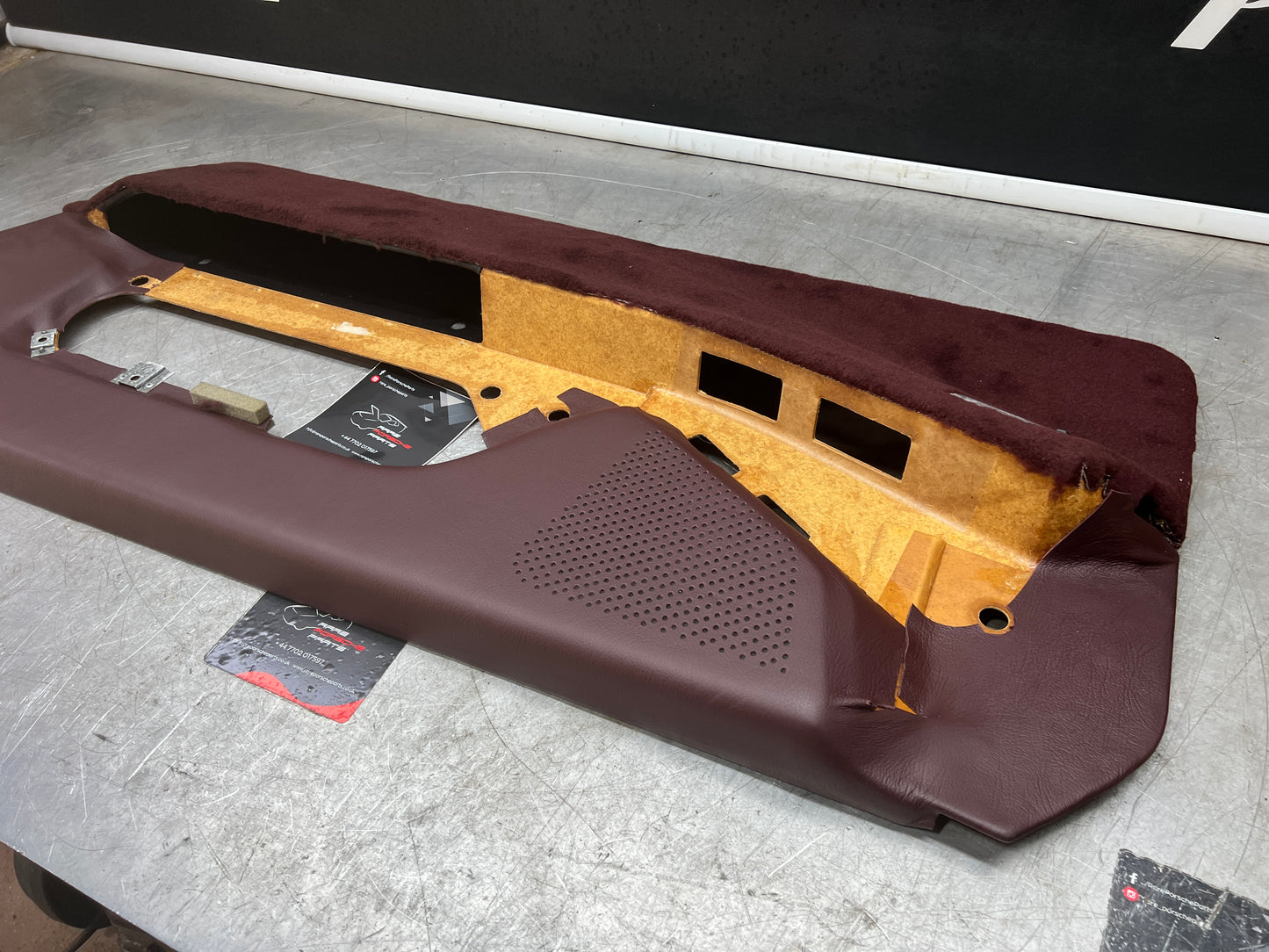 Porsche 928 Right side door card, burgundy, 92855522600 NOS