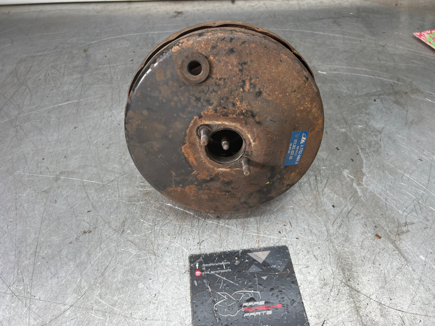 Porsche 944 brake booster, used 95135502703