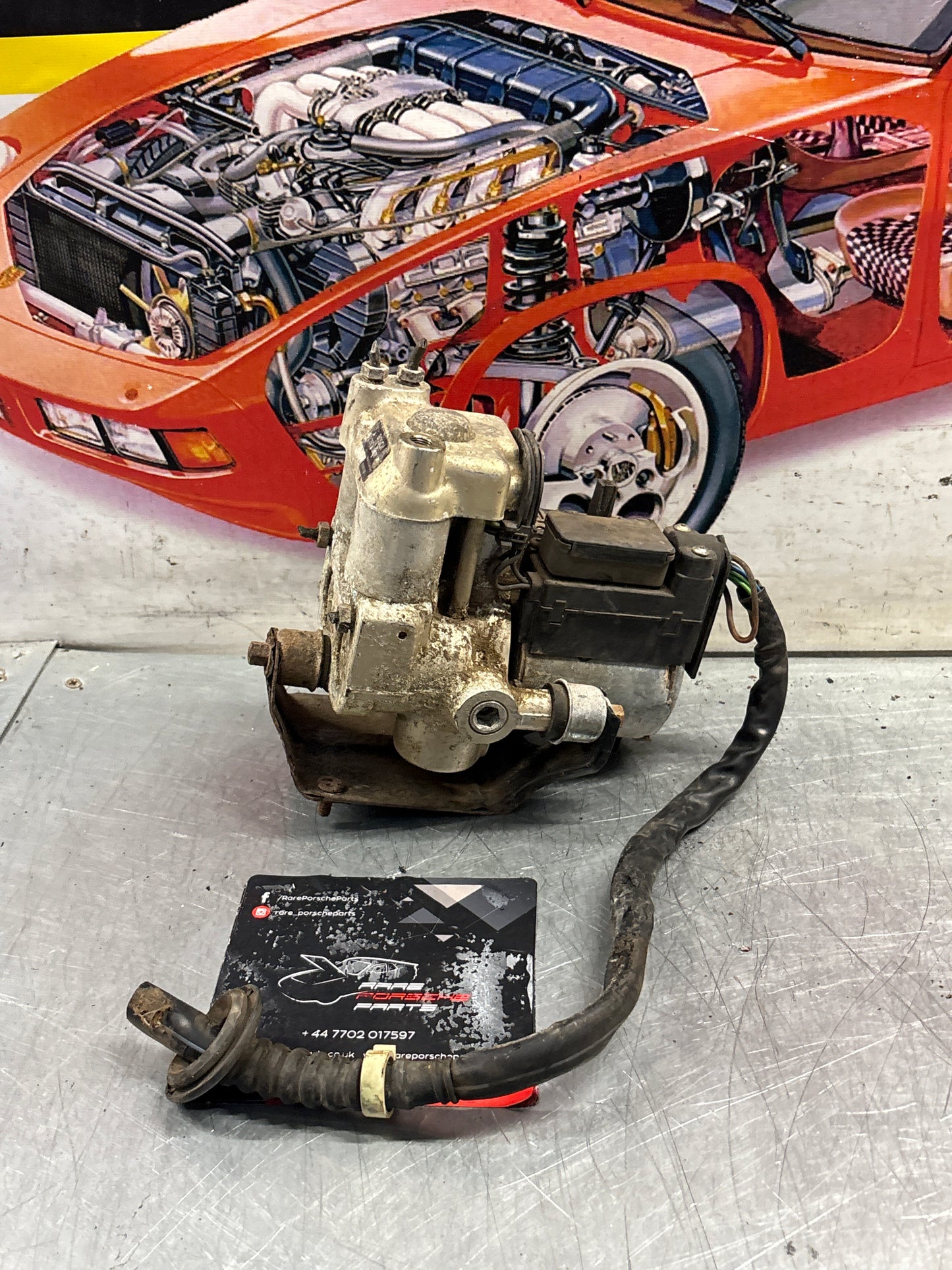 Porsche 944 Turbo Bosch ABS pump, used 0265200038 / 95135511303