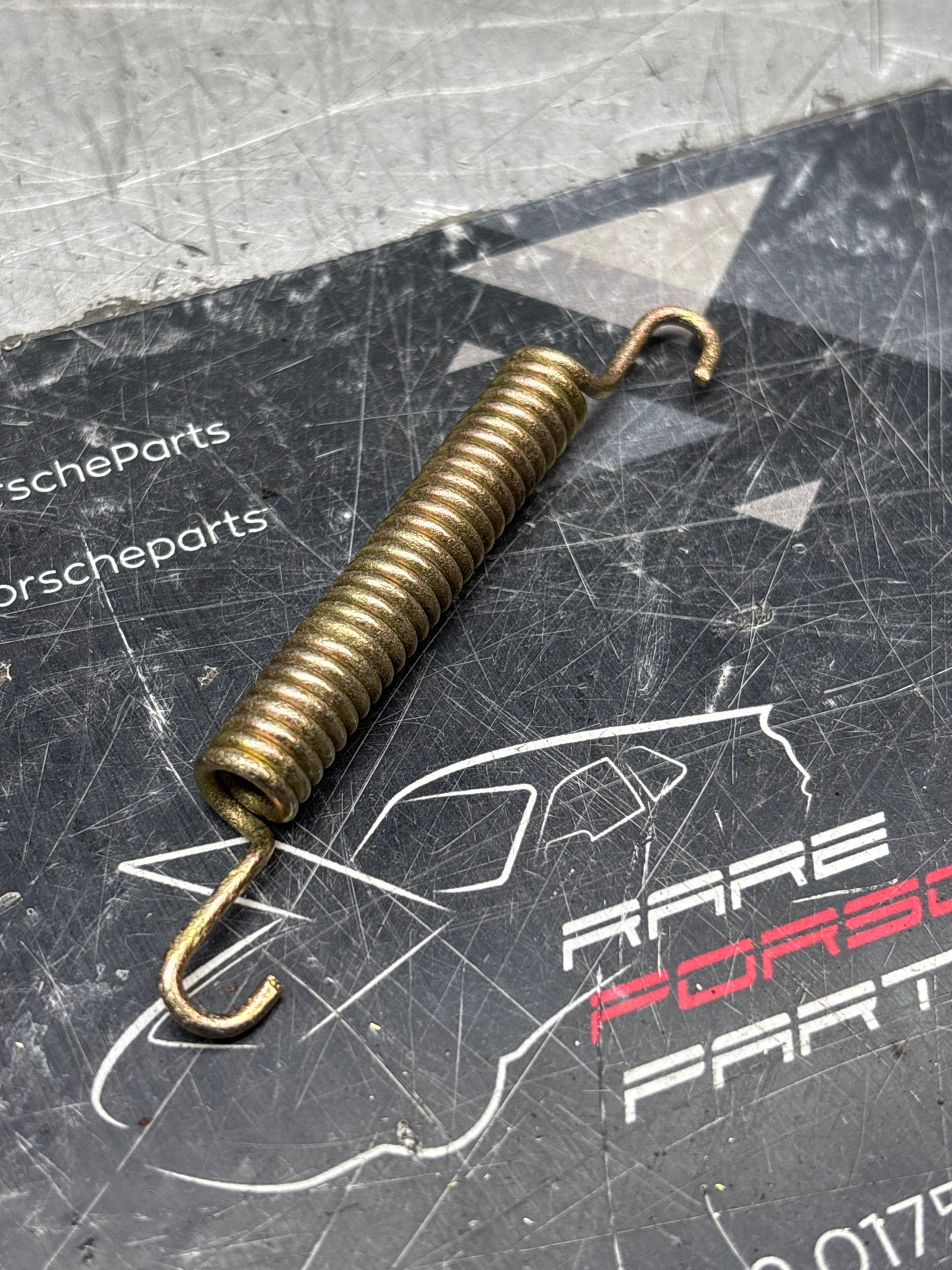Porsche 928 924 944 911 handbrake shoe return spring, refurbished 90135293210