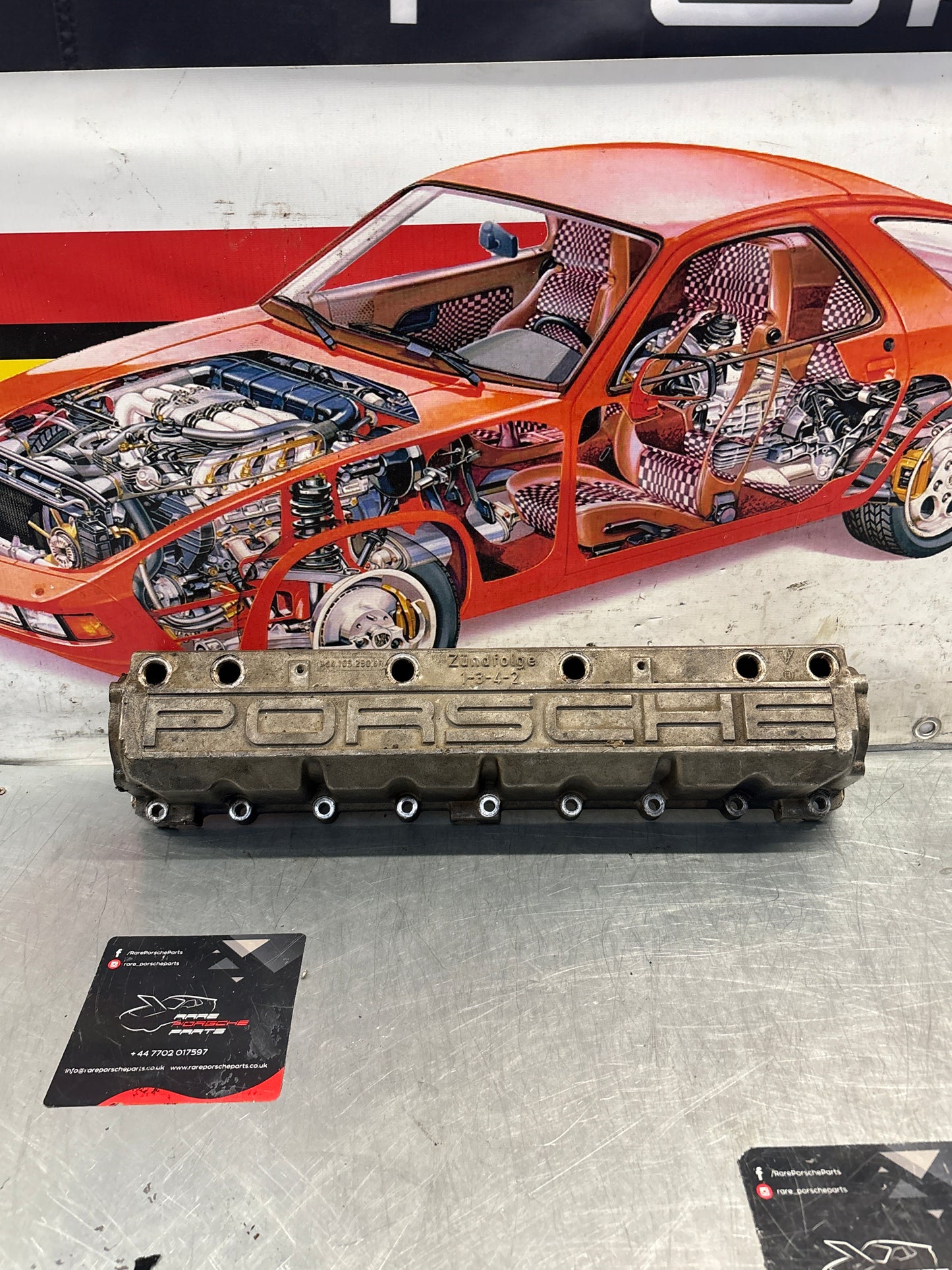 Porsche 924S 944 2.5 camshaft housing complete with camshaft 9441052506R