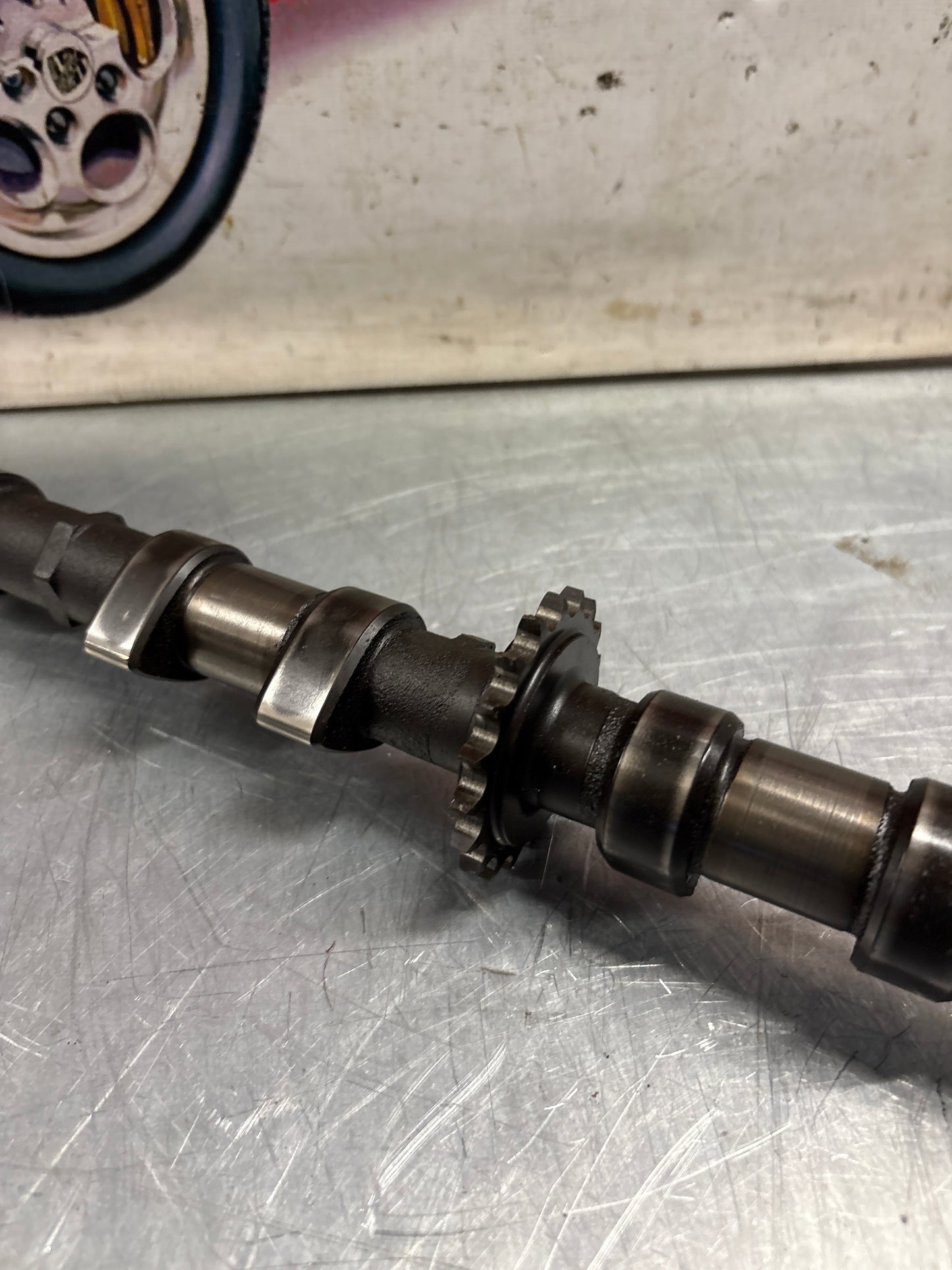 Porsche 928 S3 M28.45/46 engine Camshaft, exhaust side, cylinder 5-8, used 9281052941R / 92810529407