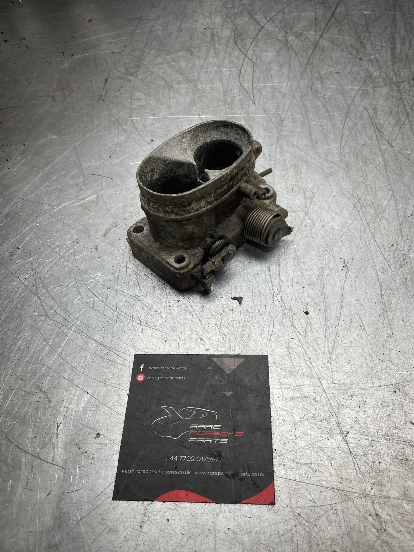 Porsche 924 2.0 throttle body 047133063K, used